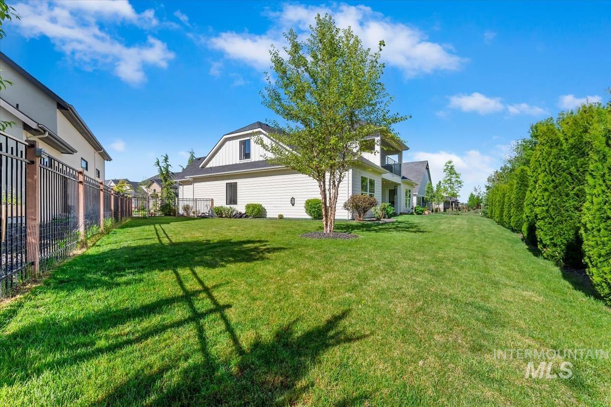 7310 W Palamas Dr., Eagle, Idaho 83616, 5 Bedrooms, 3.5 Bathrooms, Residential For Sale, Price $1,100,000,MLS 98985607
