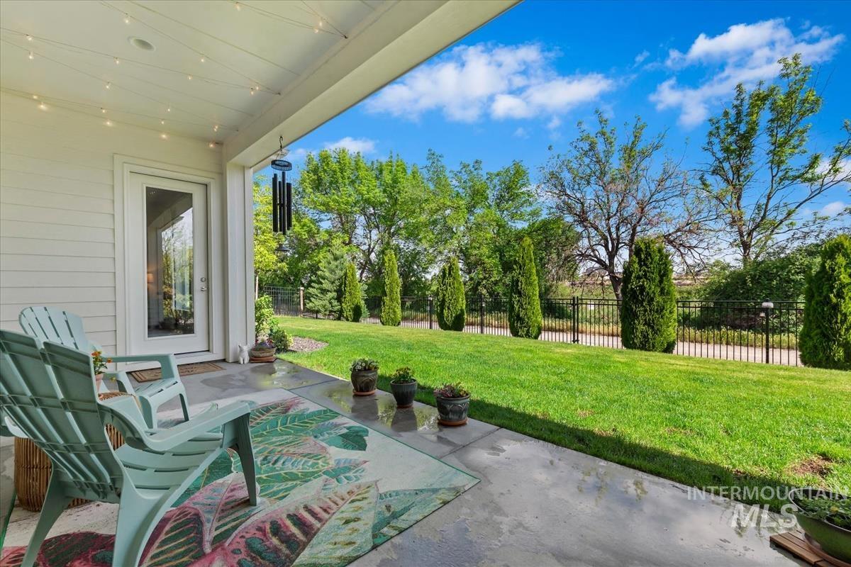 7310 W Palamas Dr., Eagle, Idaho 83616, 5 Bedrooms, 3.5 Bathrooms, Residential For Sale, Price $1,100,000,MLS 98985607