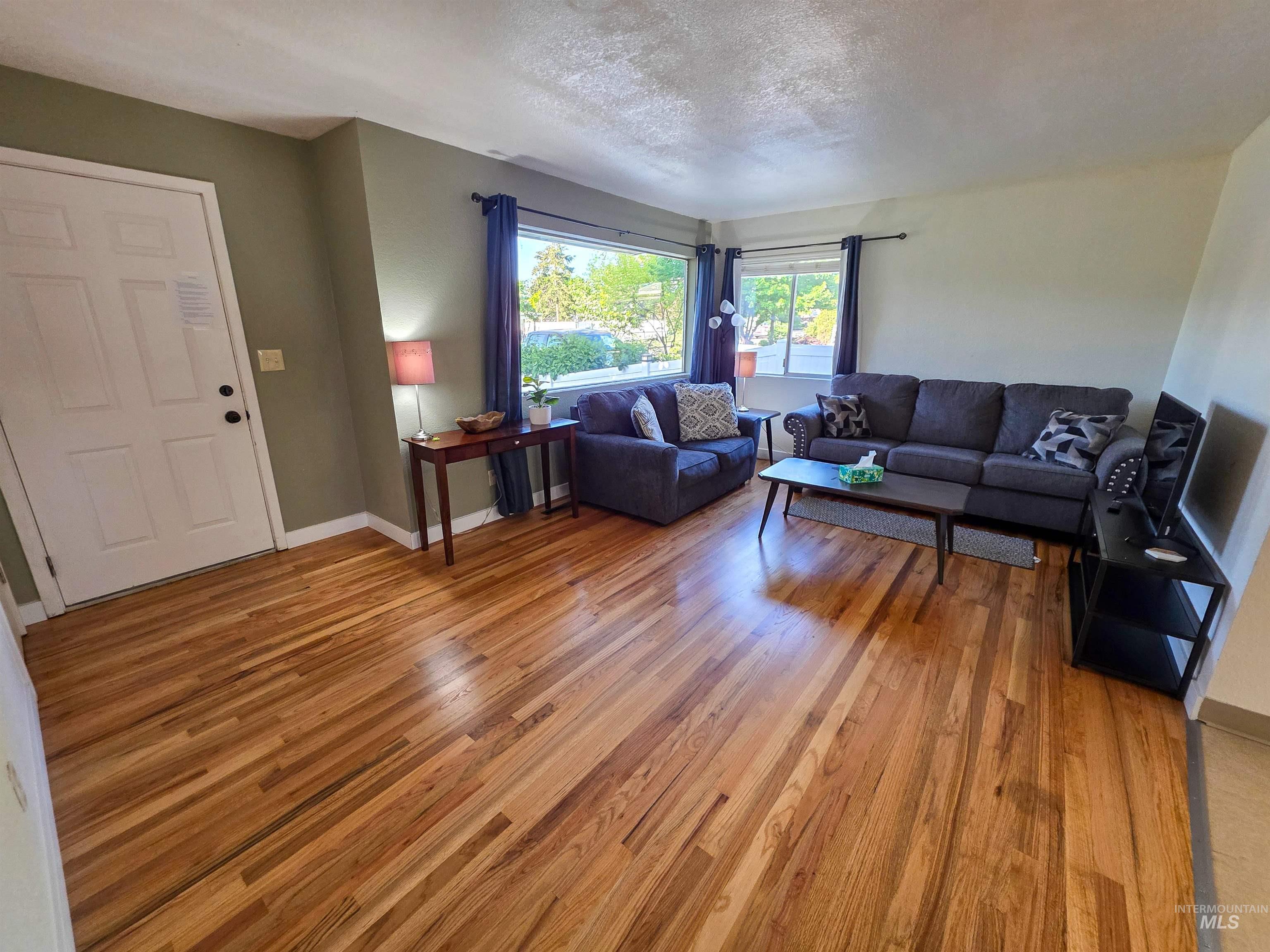 408 16th Ave, Lewiston, Idaho 83501, 3 Bedrooms, 2 Bathrooms, Residential For Sale, Price $364,999,MLS 98985608