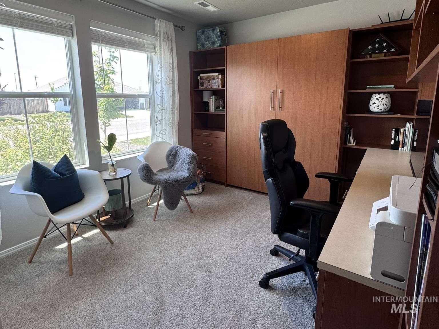 19576 Newhall Pl, Caldwell, Idaho 83605, 3 Bedrooms, 2 Bathrooms, Residential For Sale, Price $384,900,MLS 98985609
