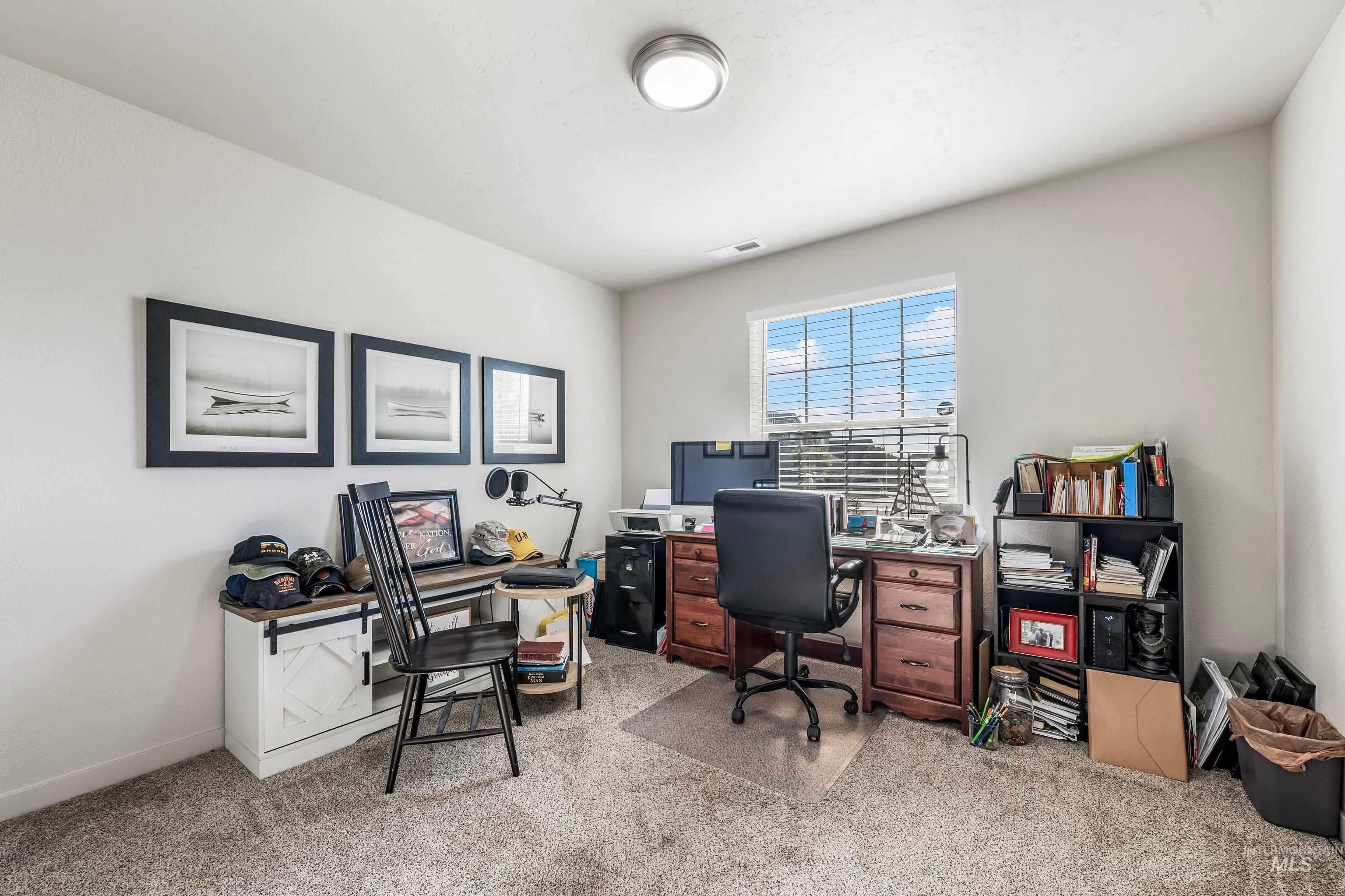 5994 S Donaway Ave, Meridian, Idaho 83642, 3 Bedrooms, 2 Bathrooms, Residential For Sale, Price $425,000, 98985610