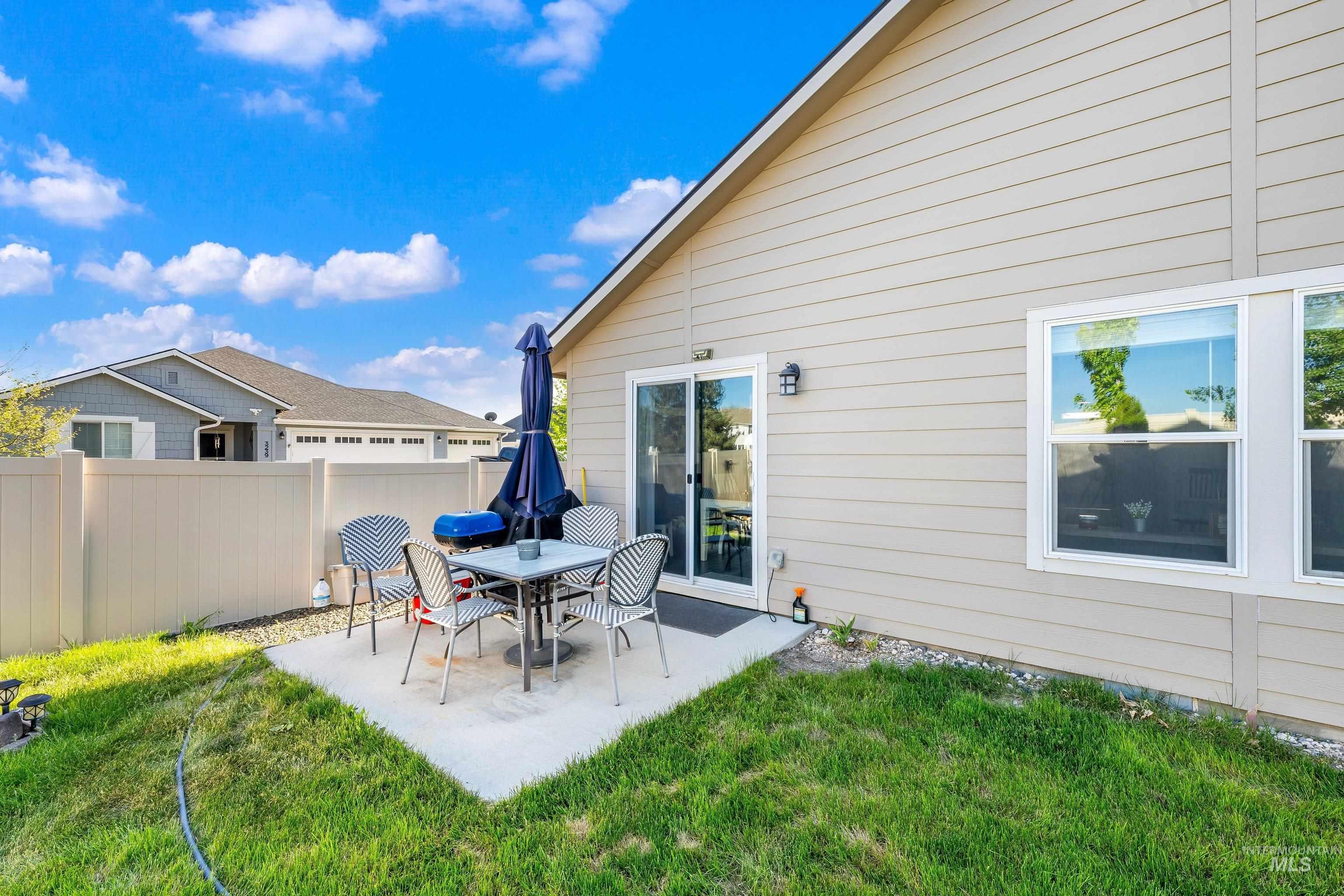 5994 S Donaway Ave, Meridian, Idaho 83642, 3 Bedrooms, 2 Bathrooms, Residential For Sale, Price $425,000, 98985610