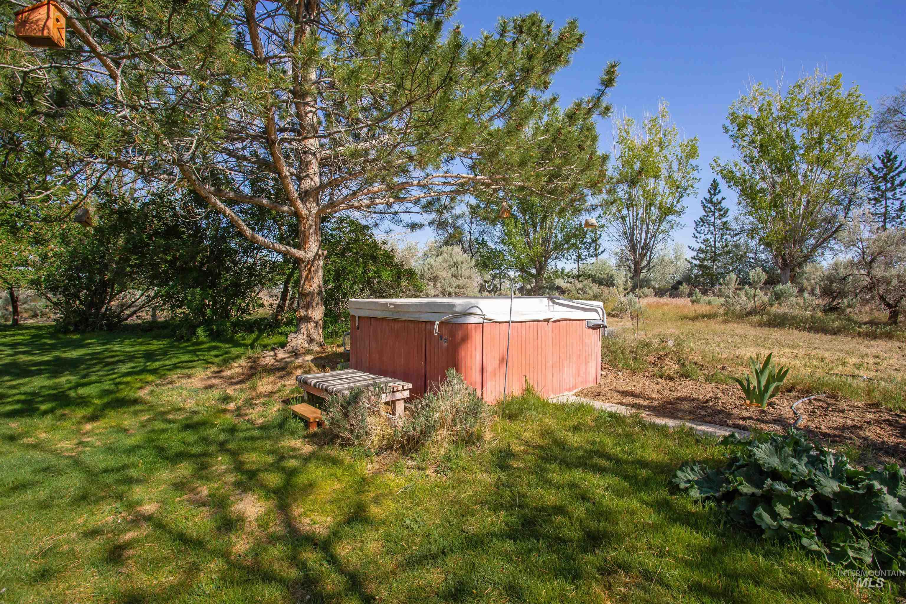 3228 Meadow Ridge Lane, Twin Falls, Idaho 83301, 5 Bedrooms, 3.5 Bathrooms, Residential For Sale, Price $825,000, 98985613