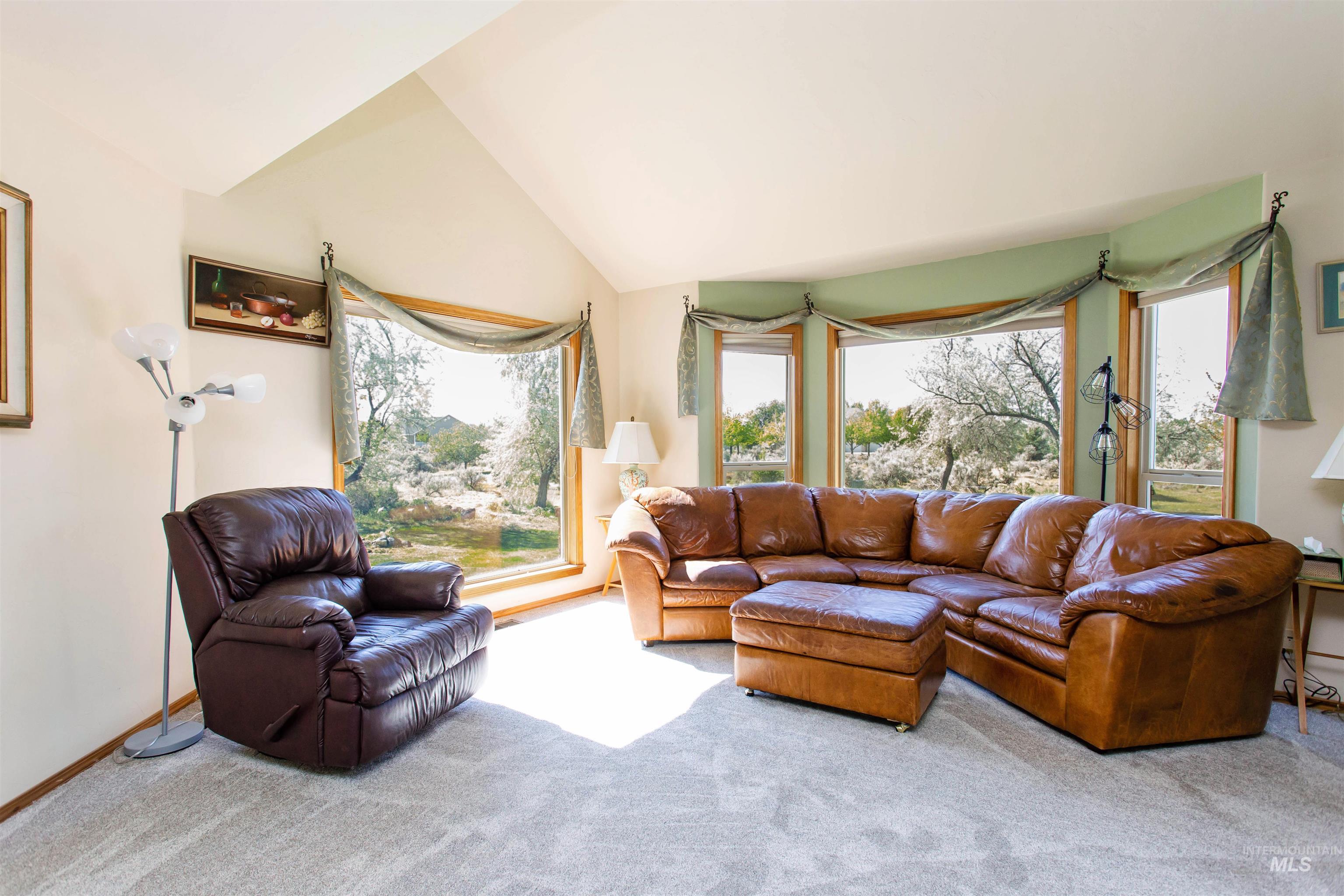 3228 Meadow Ridge Lane, Twin Falls, Idaho 83301, 5 Bedrooms, 3.5 Bathrooms, Residential For Sale, Price $825,000, 98985613