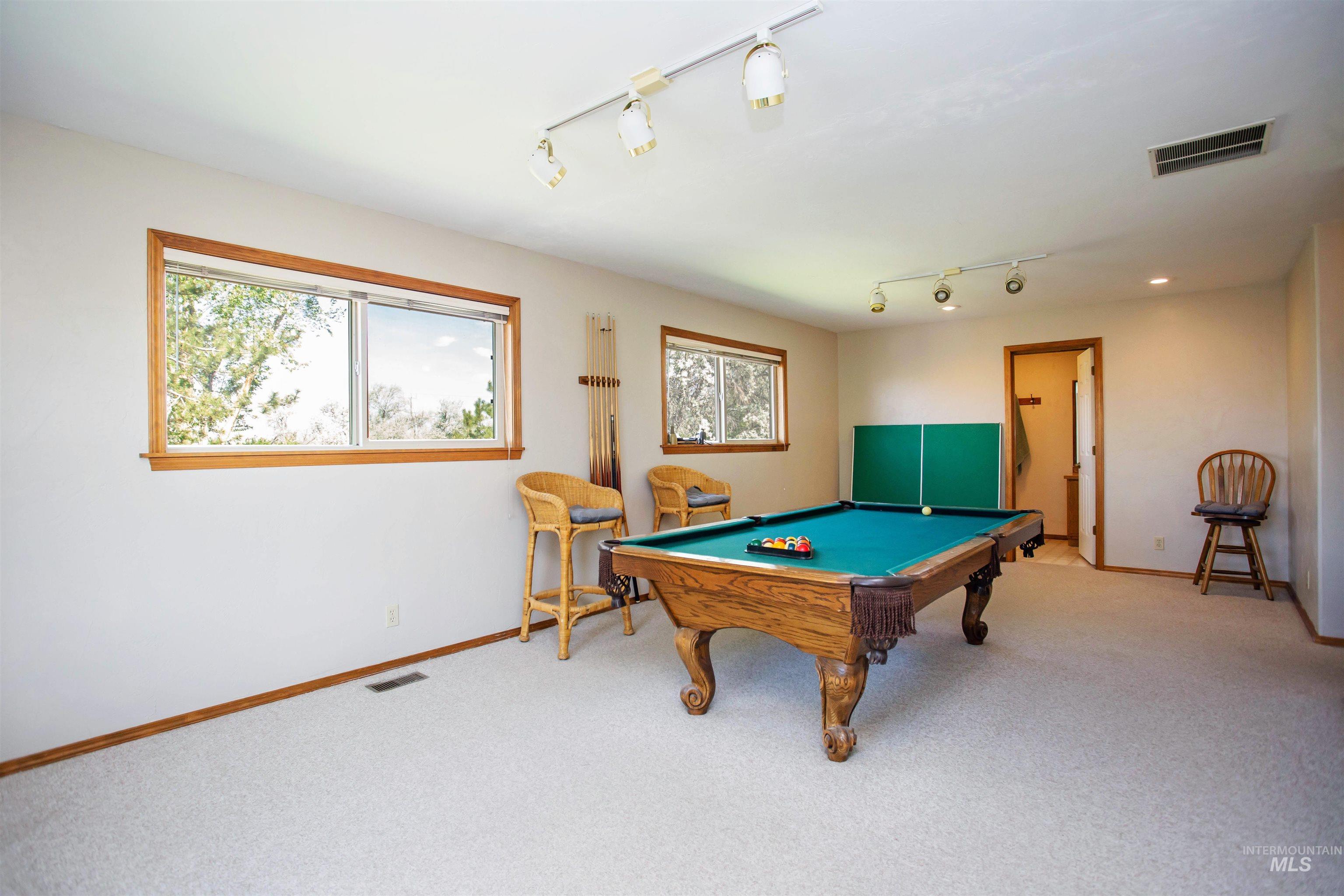 3228 Meadow Ridge Lane, Twin Falls, Idaho 83301, 5 Bedrooms, 3.5 Bathrooms, Residential For Sale, Price $825,000, 98985613