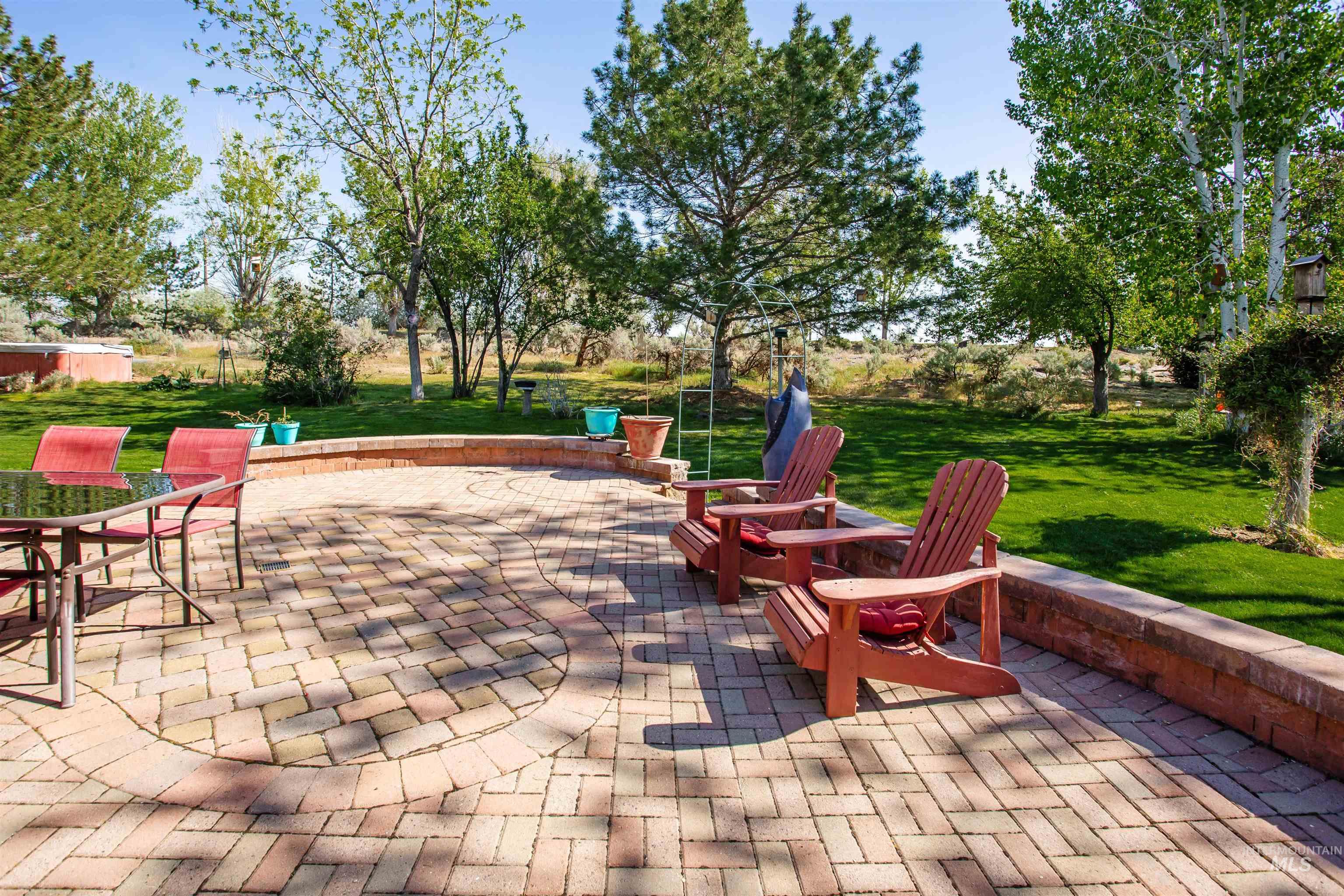 3228 Meadow Ridge Lane, Twin Falls, Idaho 83301, 5 Bedrooms, 3.5 Bathrooms, Residential For Sale, Price $825,000, 98985613