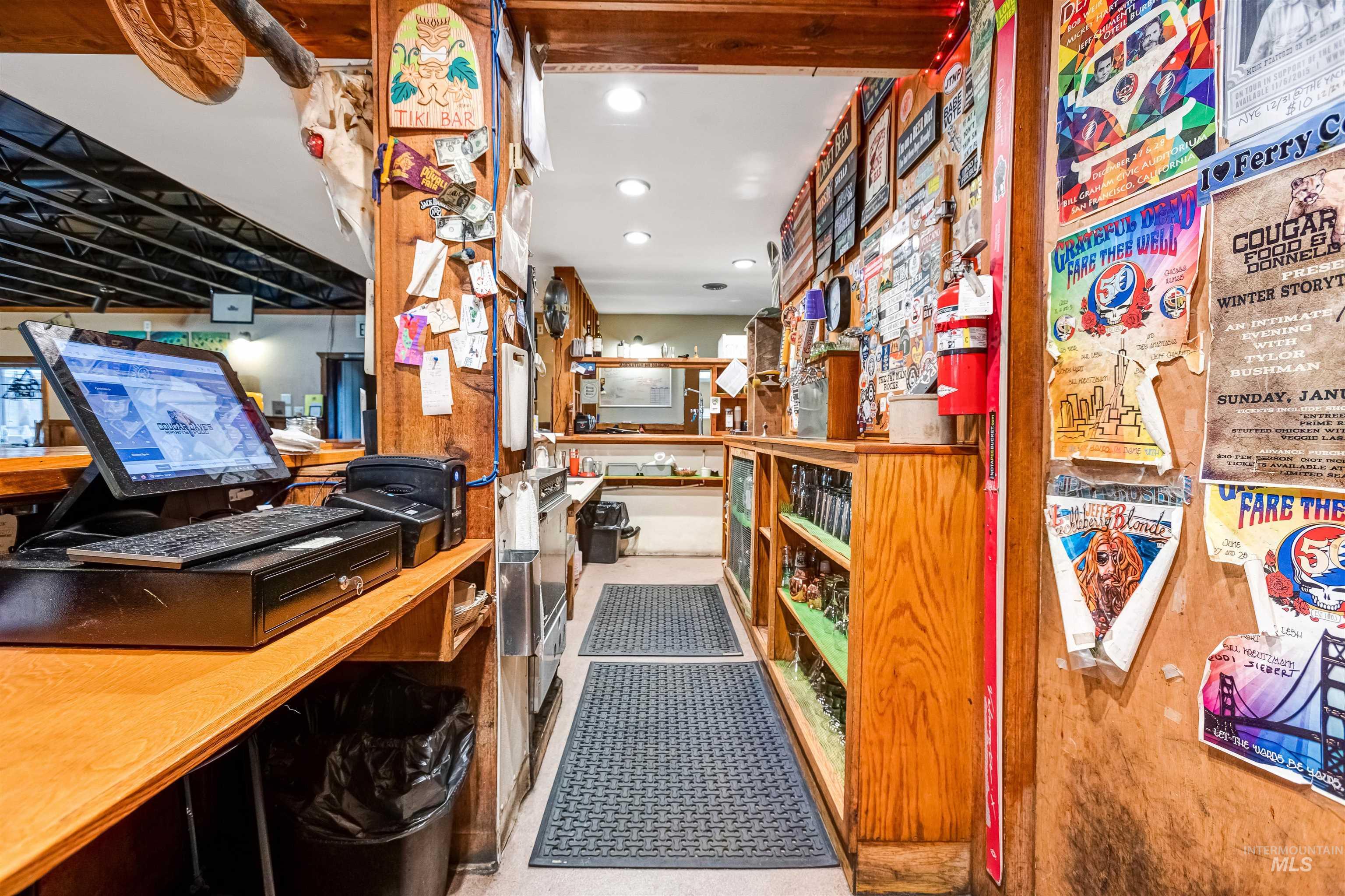 263 N Main St, Donnelly, Idaho 83615, Business/Commercial For Sale, Price $1,319,000, 98985615
