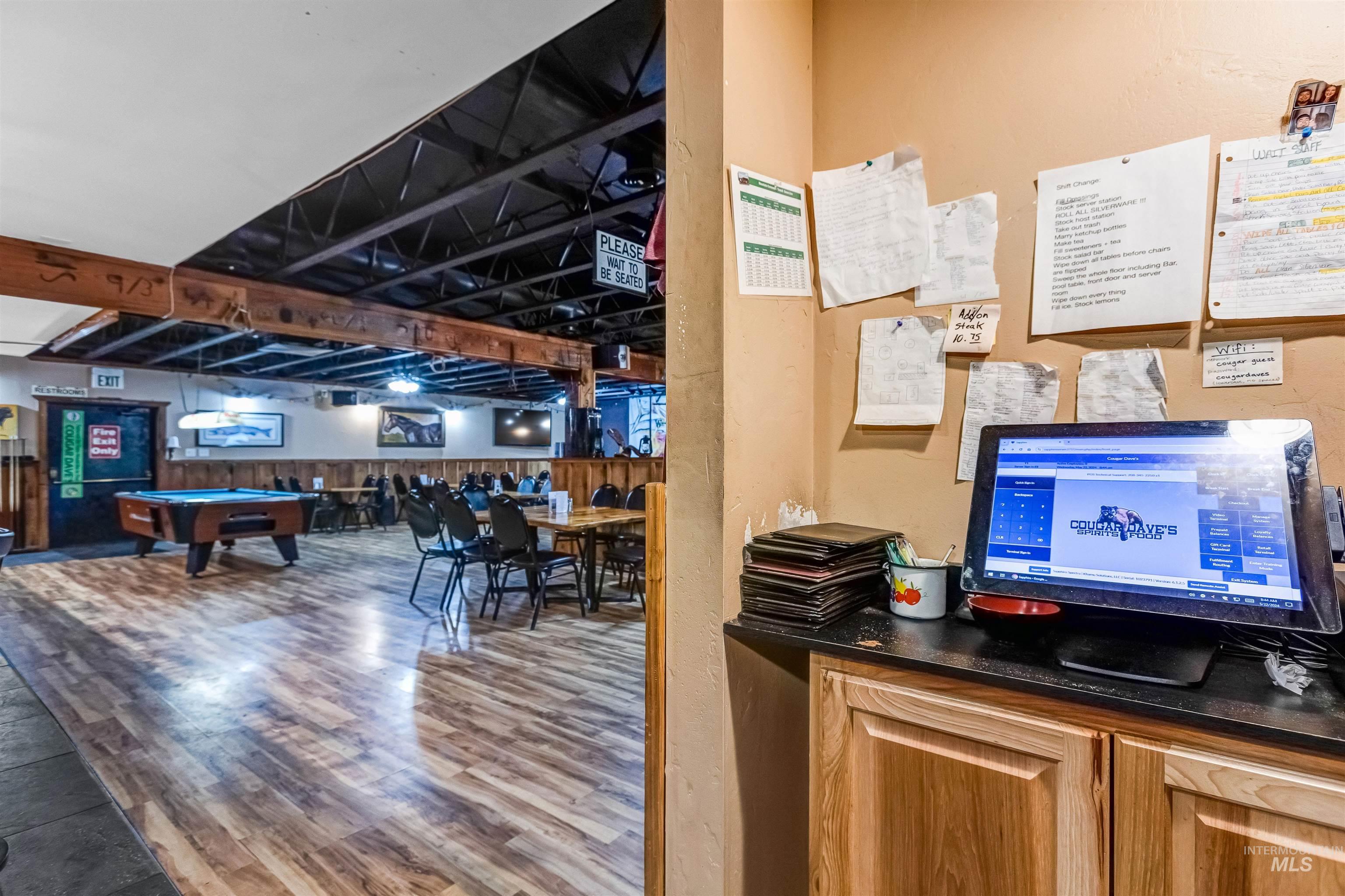 263 N Main St, Donnelly, Idaho 83615, Business/Commercial For Sale, Price $1,319,000, 98985615