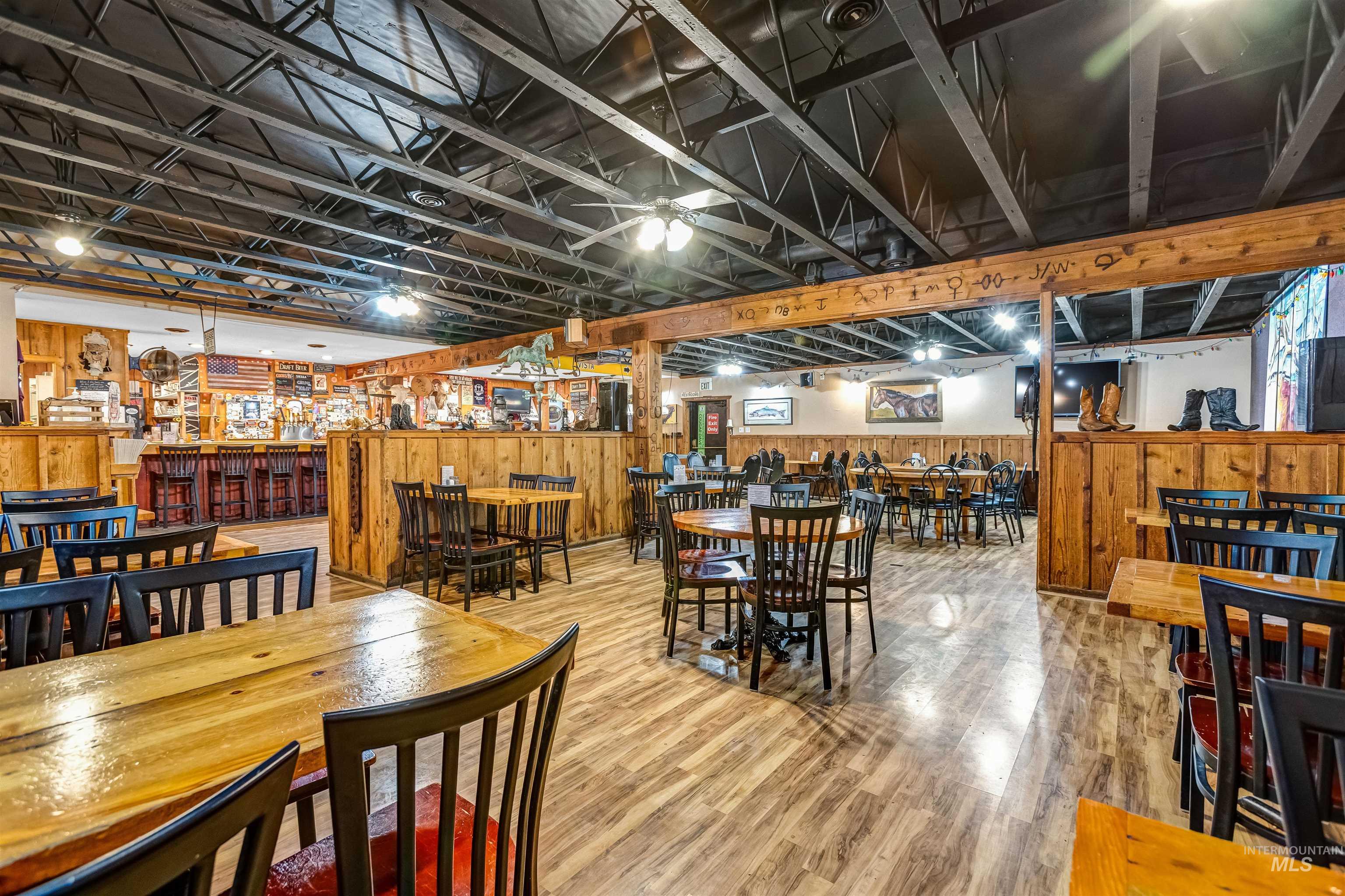 263 N Main St, Donnelly, Idaho 83615, Business/Commercial For Sale, Price $1,319,000, 98985615