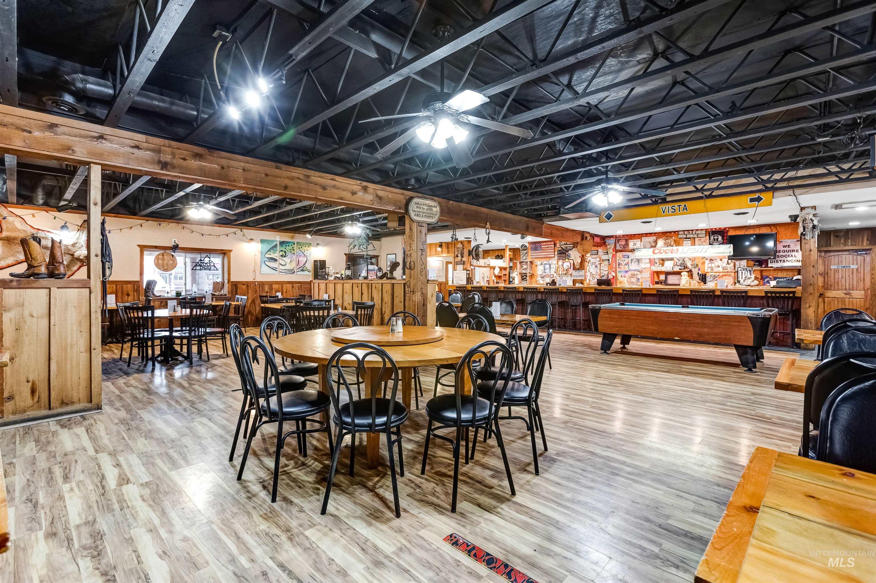 263 N Main St, Donnelly, Idaho 83615, Business/Commercial For Sale, Price $1,319,000, 98985615