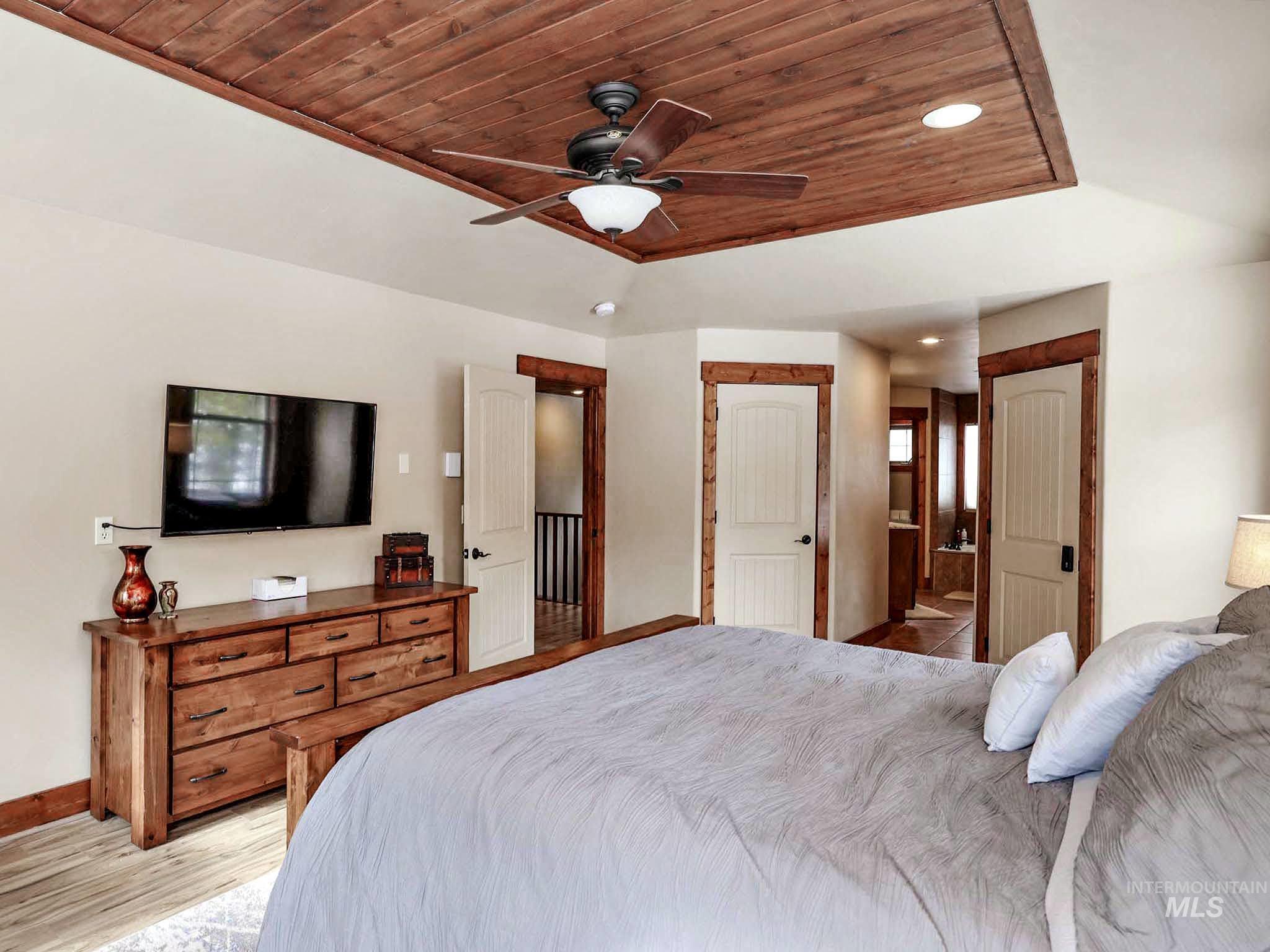 235 Moonridge Dr, McCall, Idaho 83638, 5 Bedrooms, 2.5 Bathrooms, Residential For Sale, Price $1,174,900,MLS 98985616