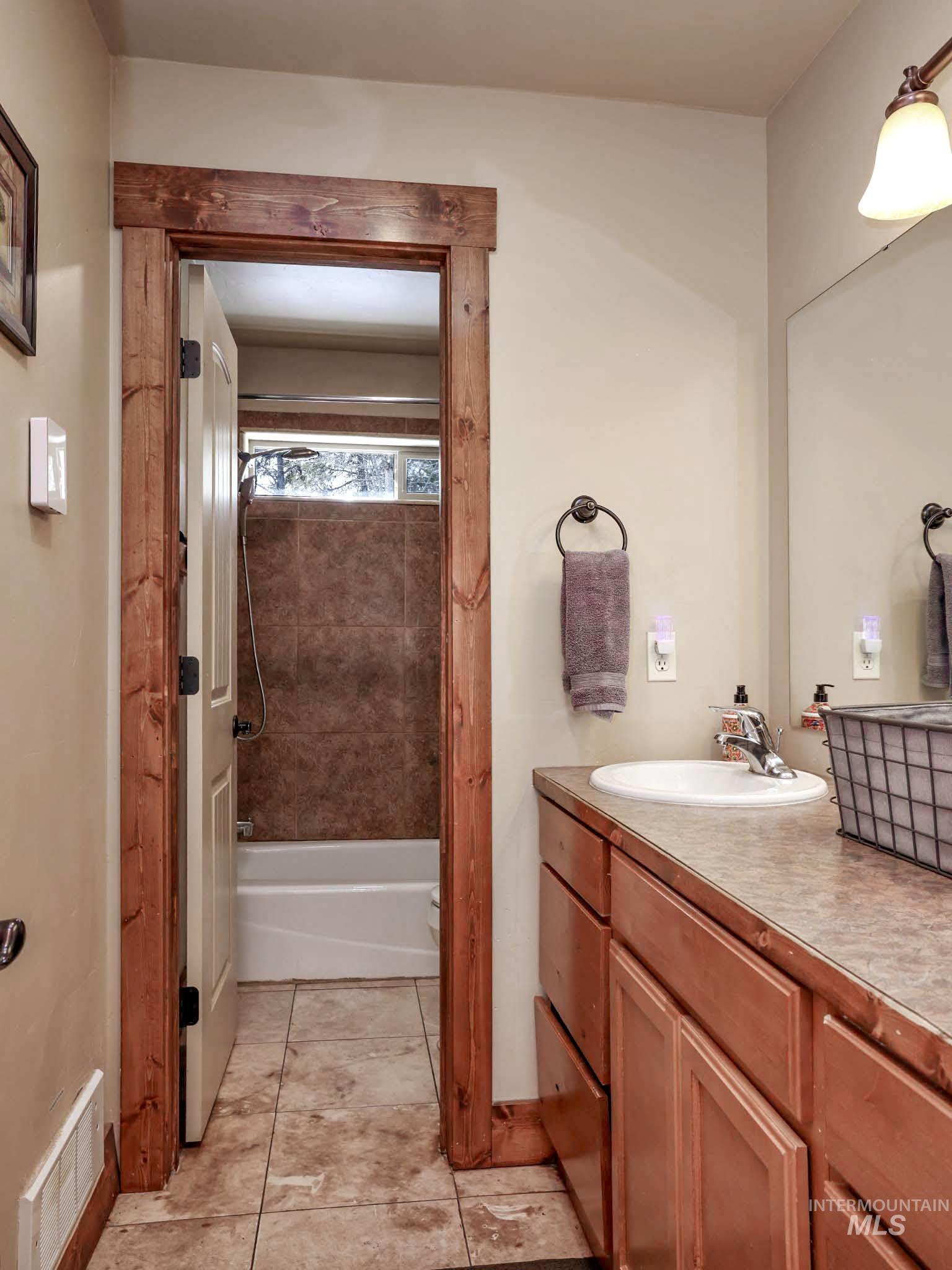 235 Moonridge Dr, McCall, Idaho 83638, 5 Bedrooms, 2.5 Bathrooms, Residential For Sale, Price $1,174,900,MLS 98985616