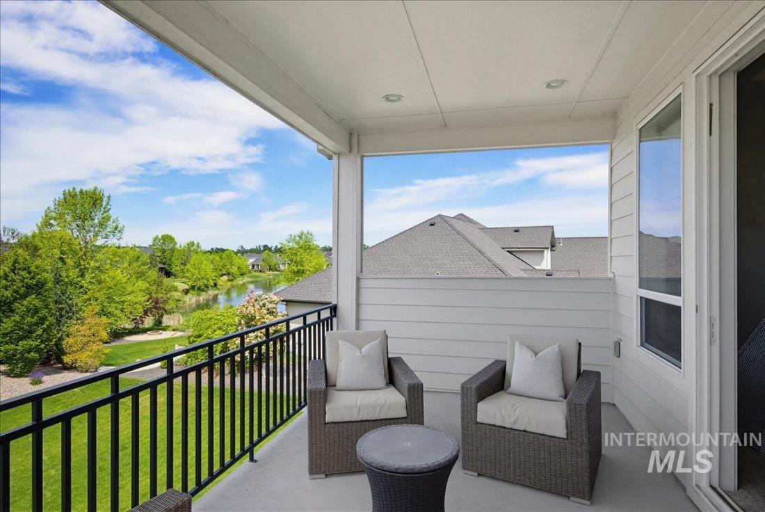 939 S Lake Pointe Way, Eagle, Idaho 83616, 4 Bedrooms, 3.5 Bathrooms, Residential For Sale, Price $1,800,000, 98985619