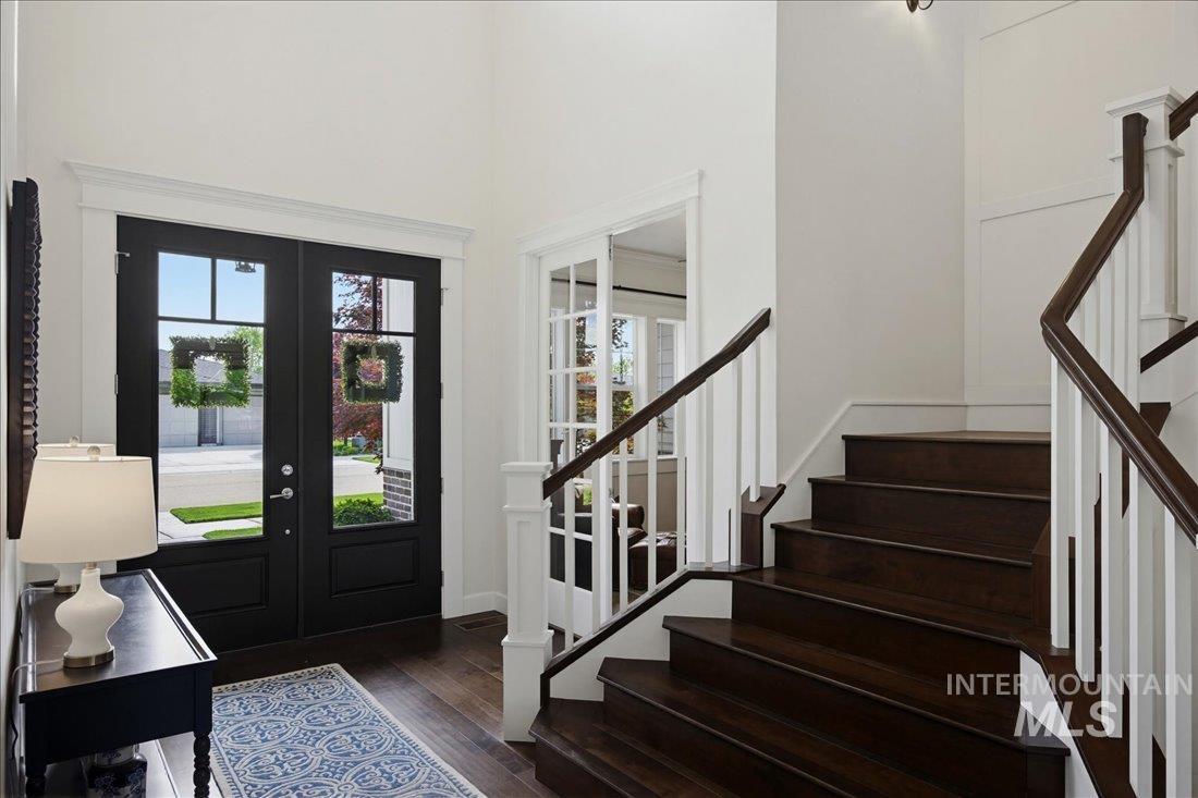 939 S Lake Pointe Way, Eagle, Idaho 83616, 4 Bedrooms, 3.5 Bathrooms, Residential For Sale, Price $1,800,000, 98985619