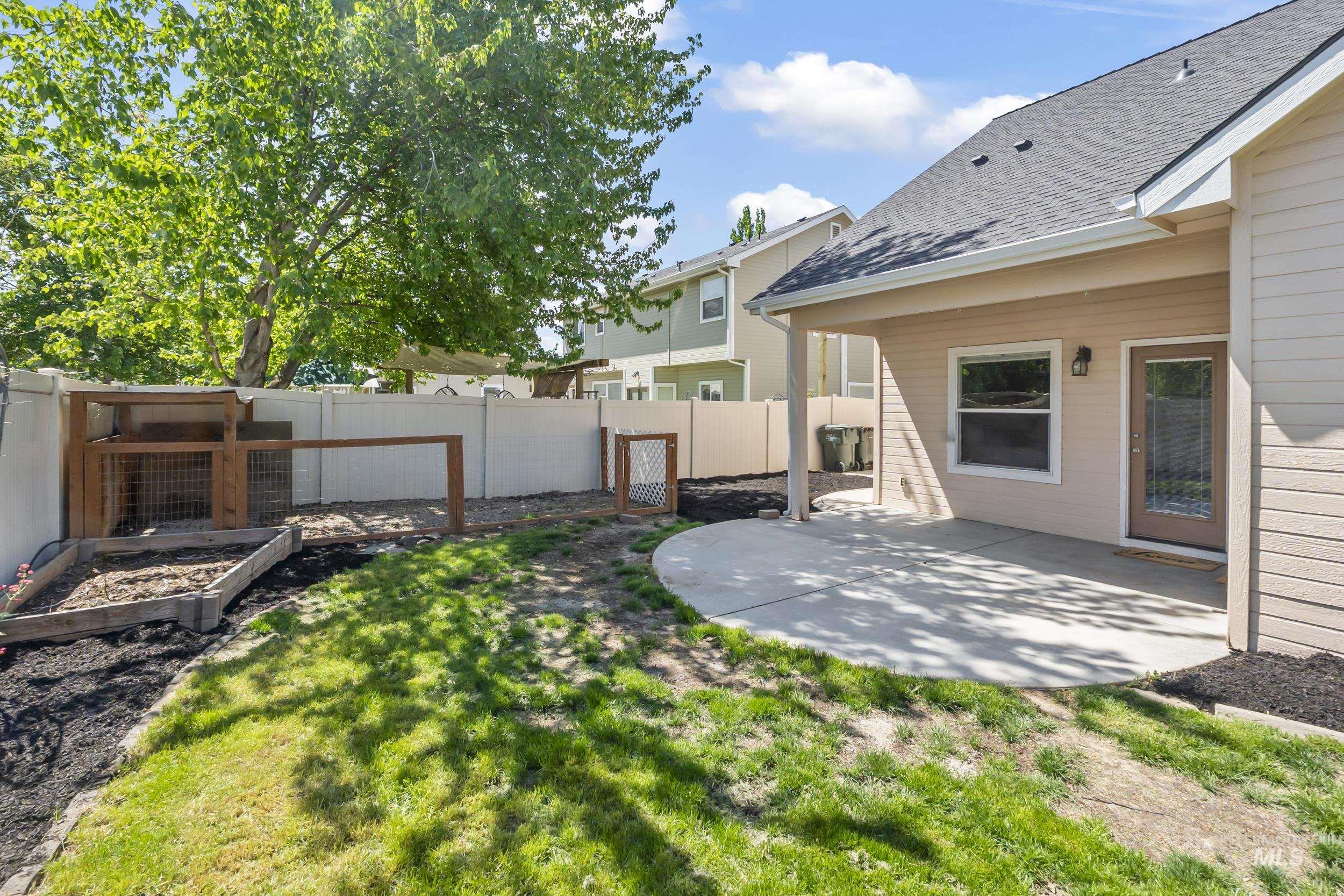 5356 N Schumann Ave, Meridian, Idaho 83646, 5 Bedrooms, 3 Bathrooms, Residential For Sale, Price $635,000,MLS 98985620