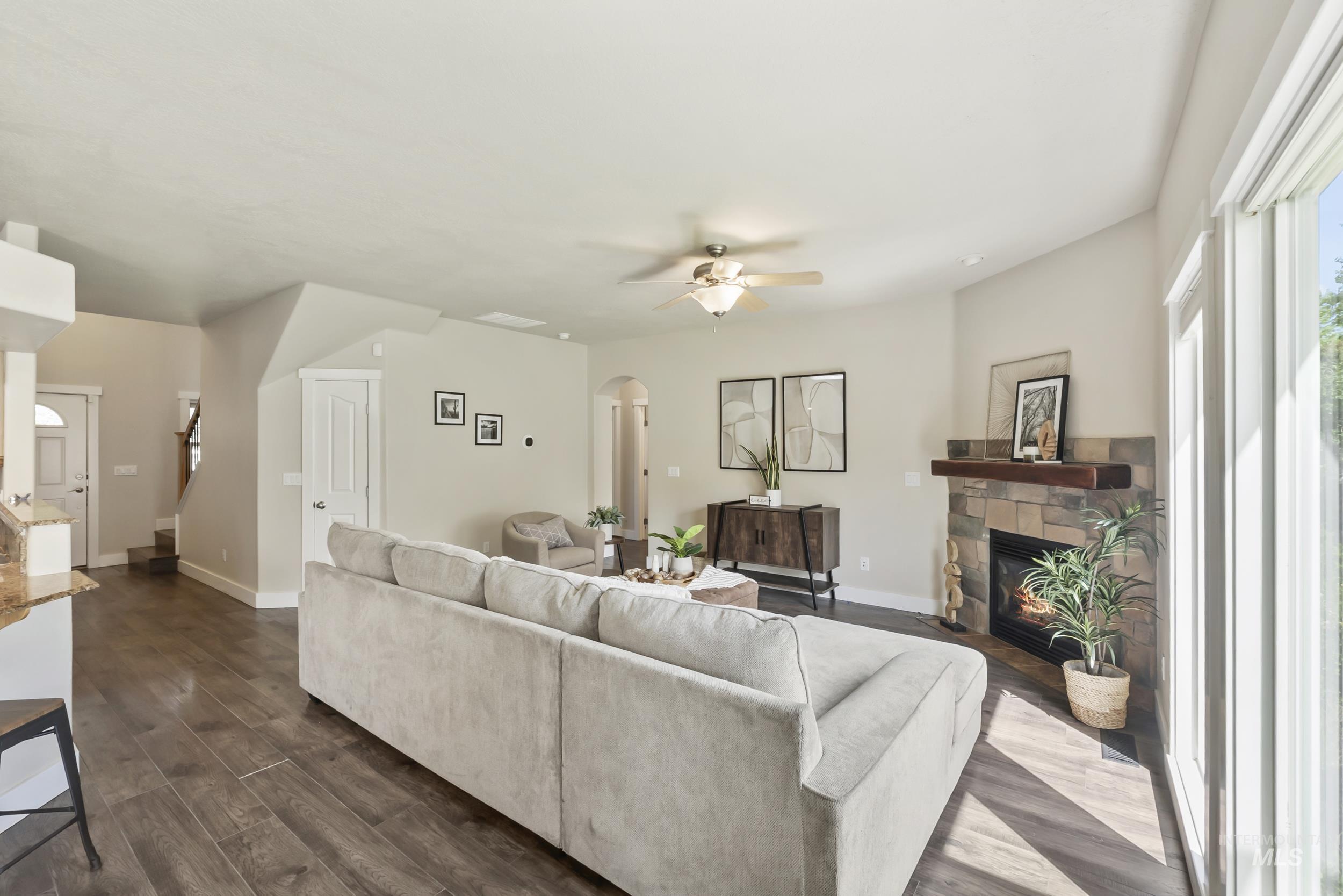 5356 N Schumann Ave, Meridian, Idaho 83646, 5 Bedrooms, 3 Bathrooms, Residential For Sale, Price $635,000,MLS 98985620