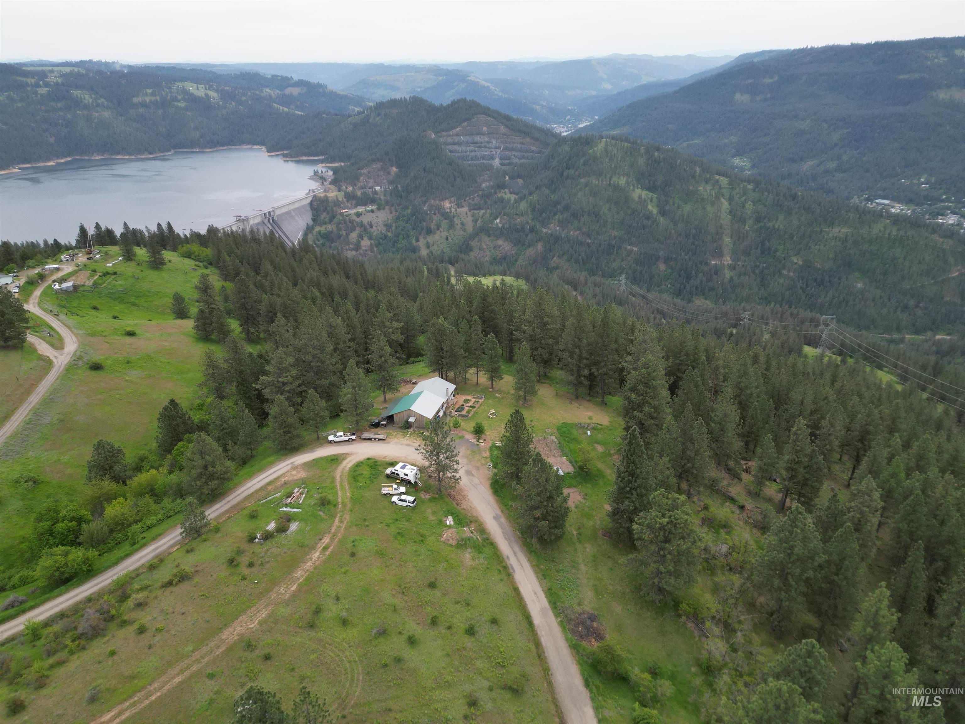 1510 Summitview Driave, Ahsahka, Idaho 83520, 2 Bedrooms, 1 Bathroom, Residential For Sale, Price $225,000,MLS 98985626