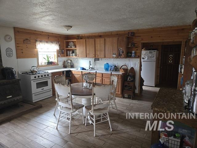 1510 Summitview Driave, Ahsahka, Idaho 83520, 2 Bedrooms, 1 Bathroom, Residential For Sale, Price $225,000,MLS 98985626