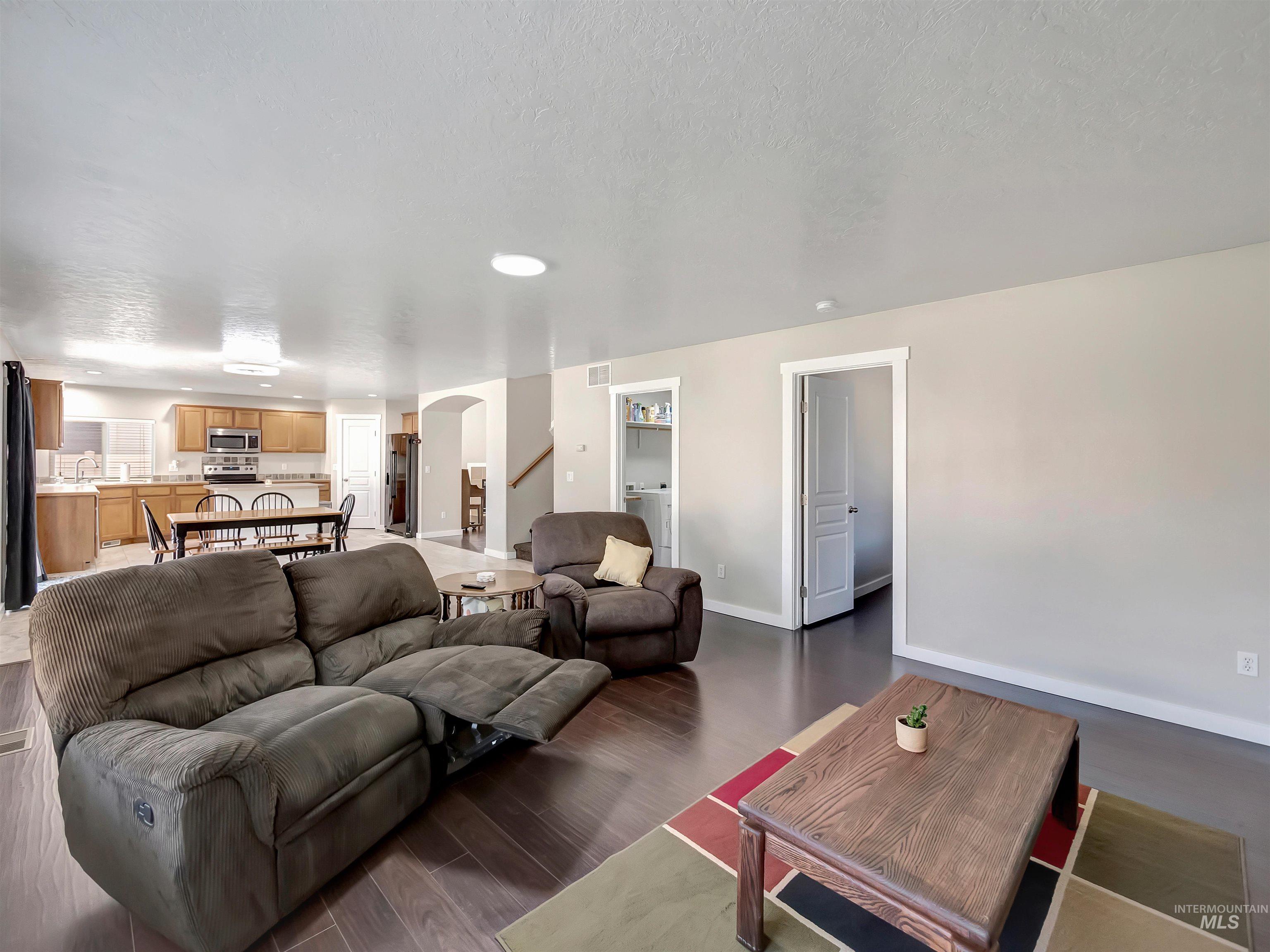 3676 S Ascaino Ave, Meridian, Idaho 83642, 4 Bedrooms, 2.5 Bathrooms, Residential For Sale, Price $540,000,MLS 98985631