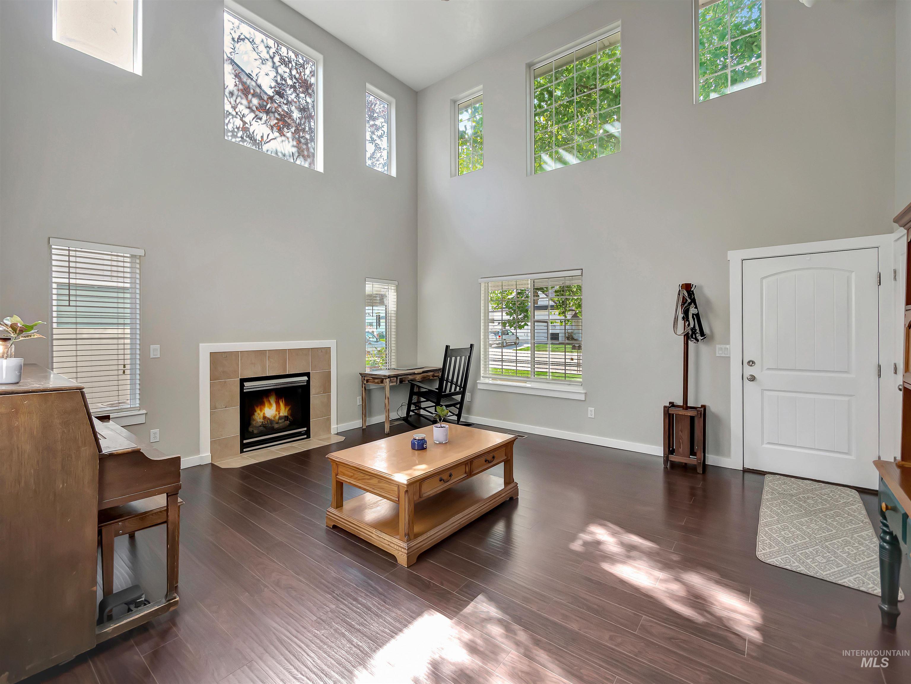 3676 S Ascaino Ave, Meridian, Idaho 83642, 4 Bedrooms, 2.5 Bathrooms, Residential For Sale, Price $540,000,MLS 98985631