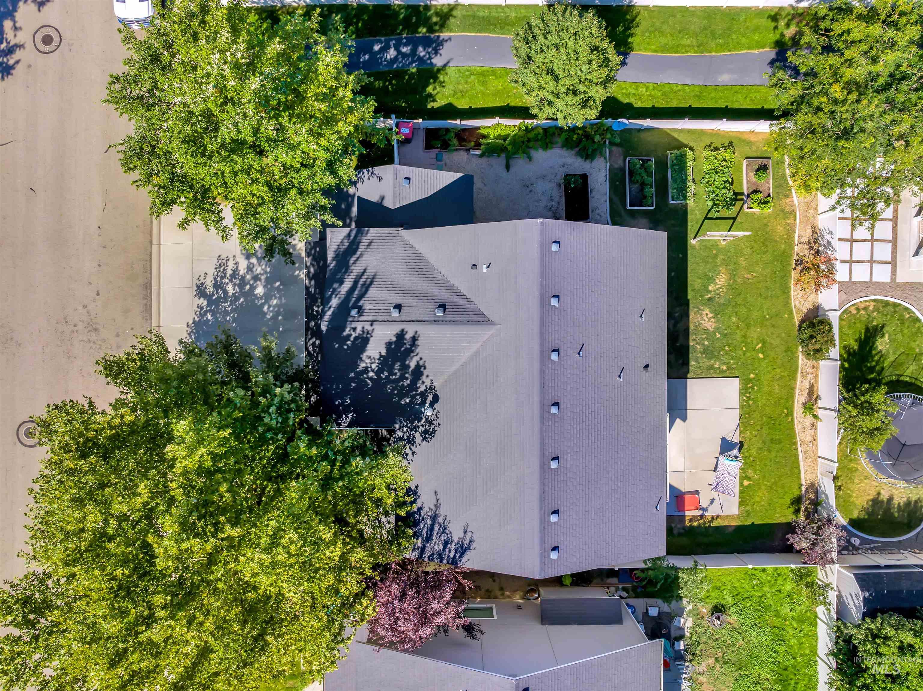 3676 S Ascaino Ave, Meridian, Idaho 83642, 4 Bedrooms, 2.5 Bathrooms, Residential For Sale, Price $540,000,MLS 98985631