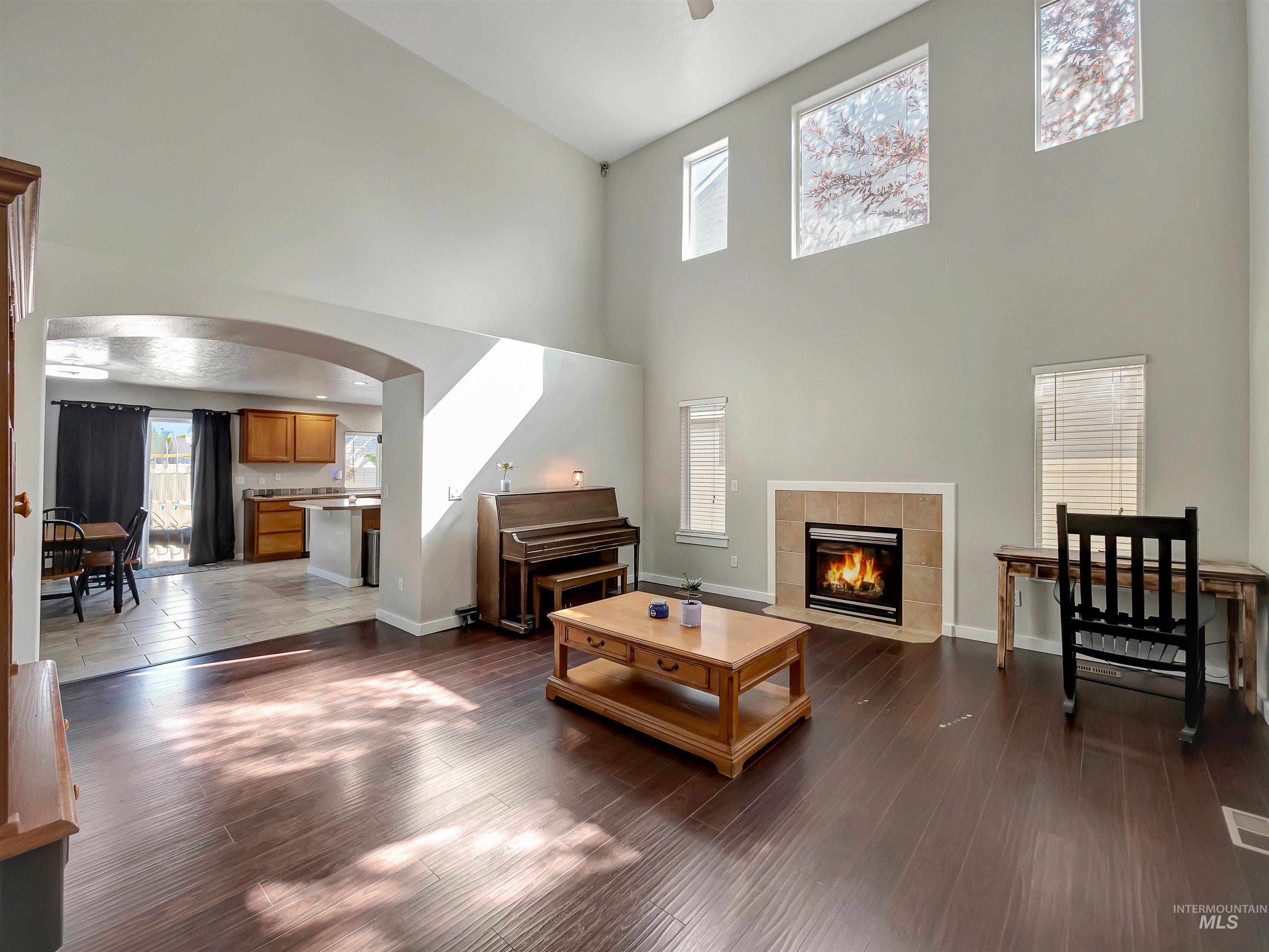 3676 S Ascaino Ave, Meridian, Idaho 83642, 4 Bedrooms, 2.5 Bathrooms, Residential For Sale, Price $540,000,MLS 98985631