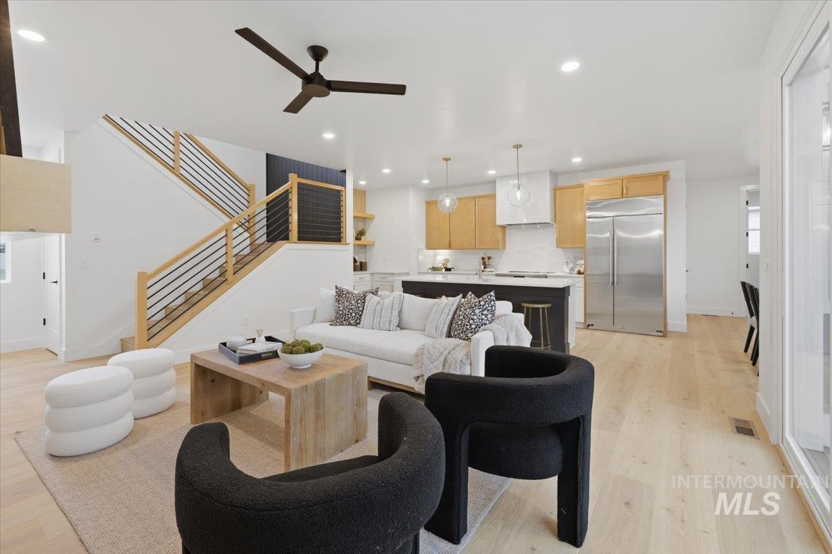 1176 S Papuan Way, Kuna, Idaho 83634, 3 Bedrooms, 3 Bathrooms, Residential For Sale, Price $579,000, 98985632
