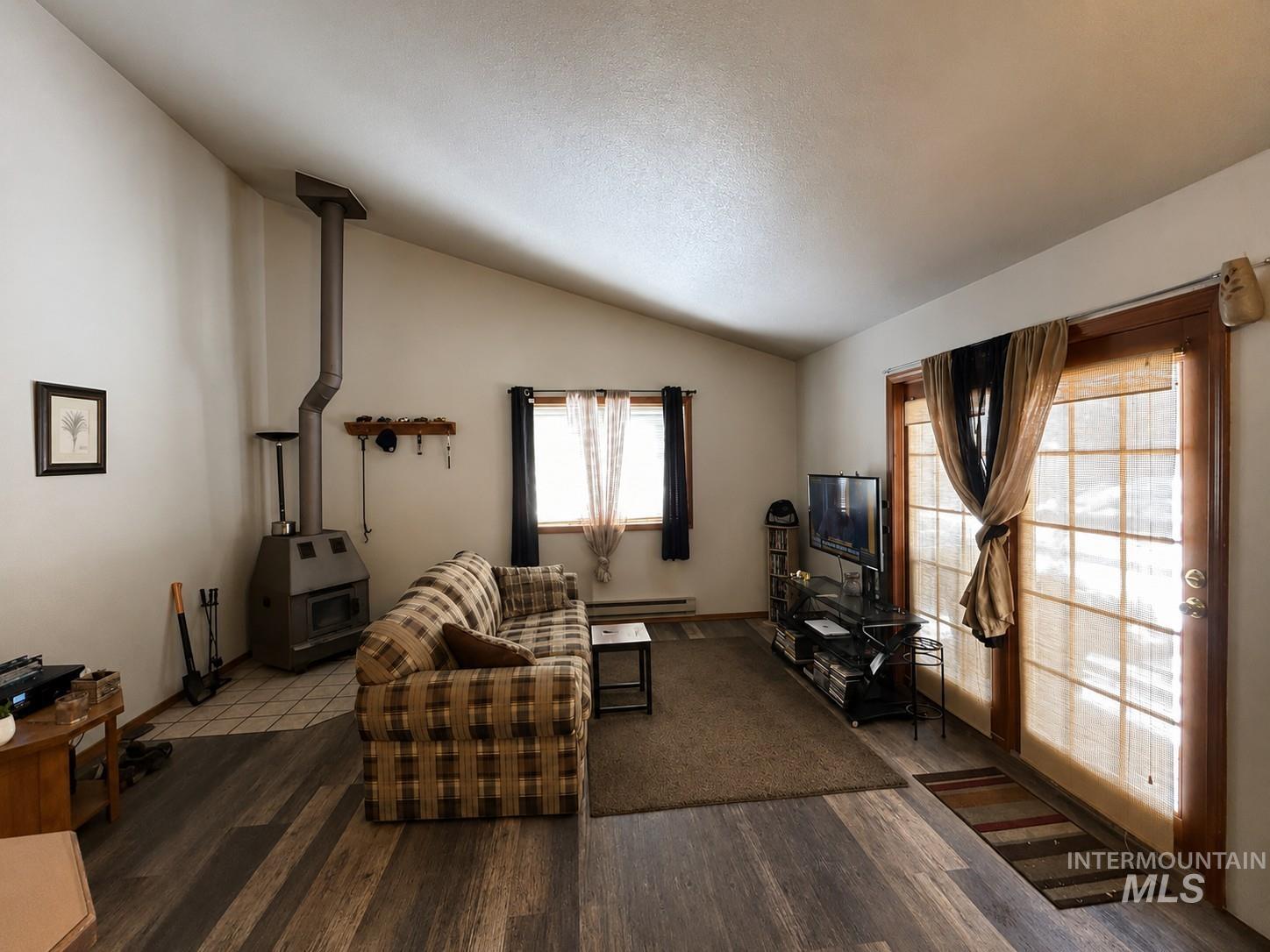 300 Floyde Street, McCall, Idaho 83638, 2 Bedrooms, 1 Bathroom, Residential Income For Sale, Price $1,295,000,MLS 98985633