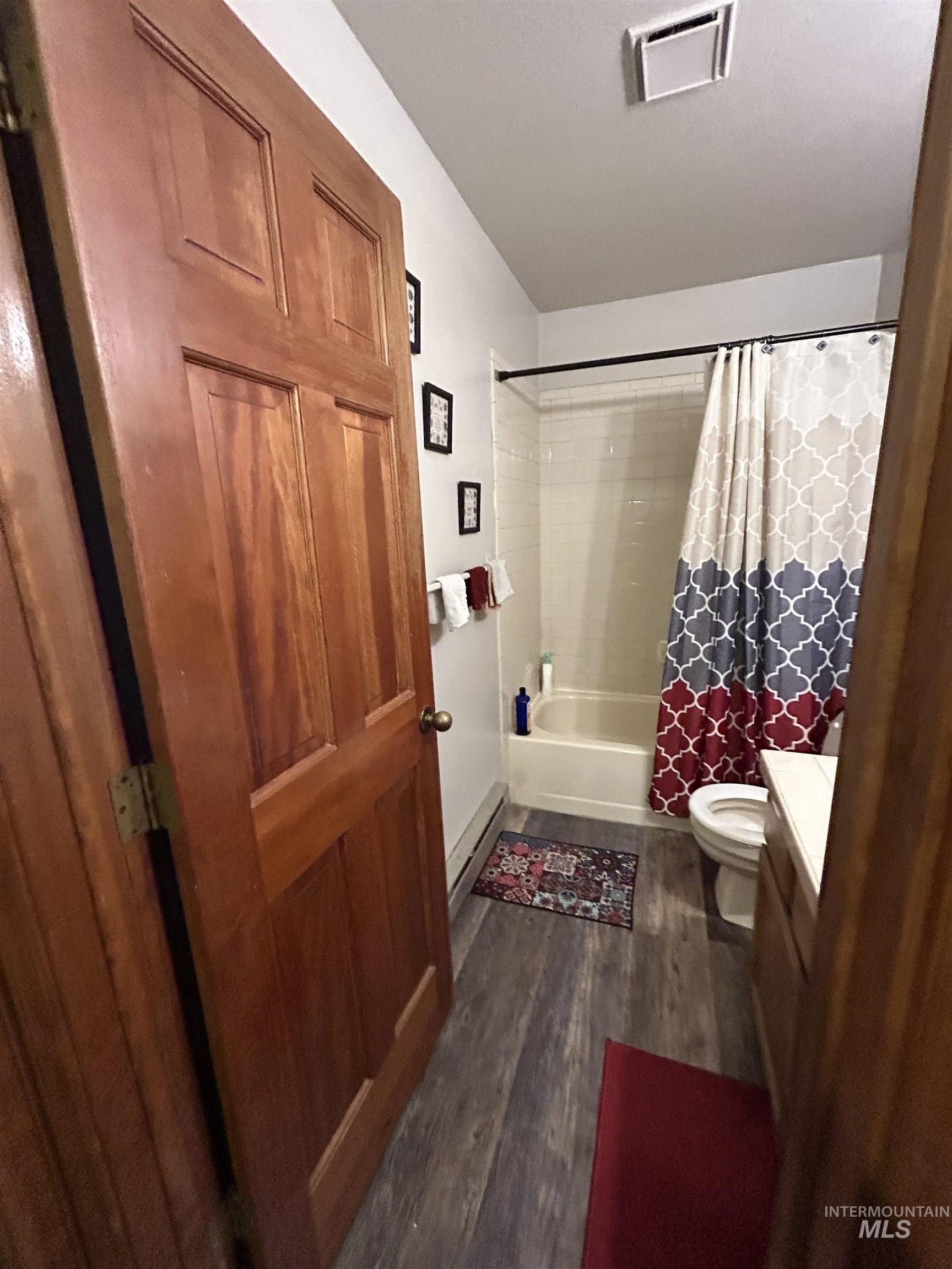 300 Floyde Street, McCall, Idaho 83638, 2 Bedrooms, 1 Bathroom, Residential Income For Sale, Price $1,295,000,MLS 98985633