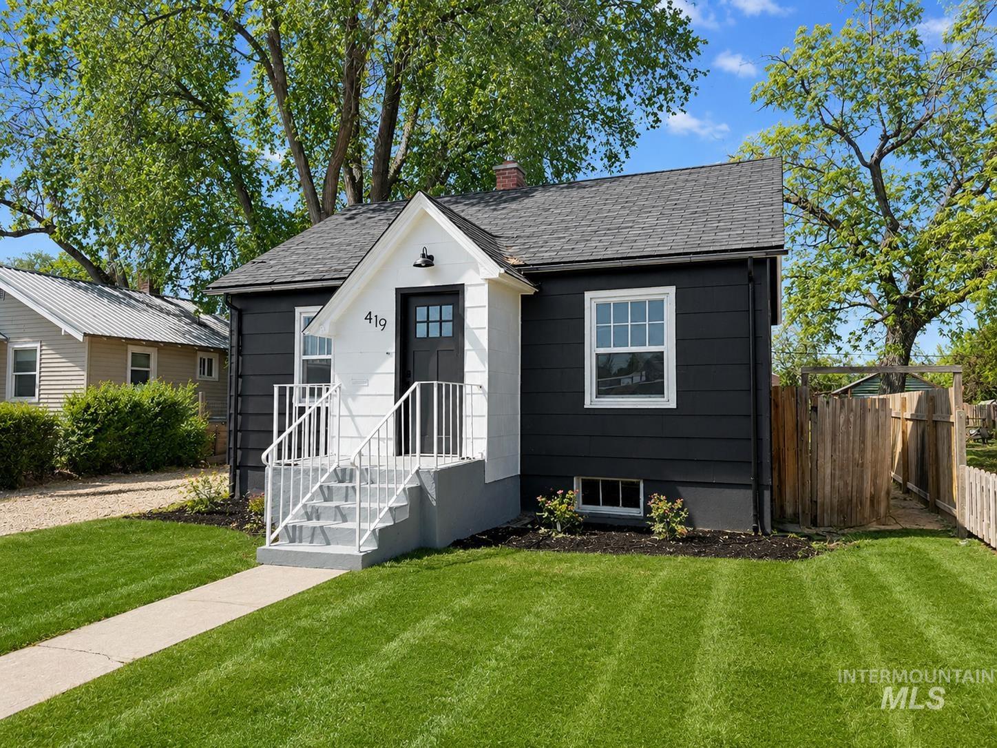 419 21st Avenue South, Nampa, Idaho 83651, 3 Bedrooms, 1 Bathroom, Residential For Sale, Price $324,900,MLS 98985641