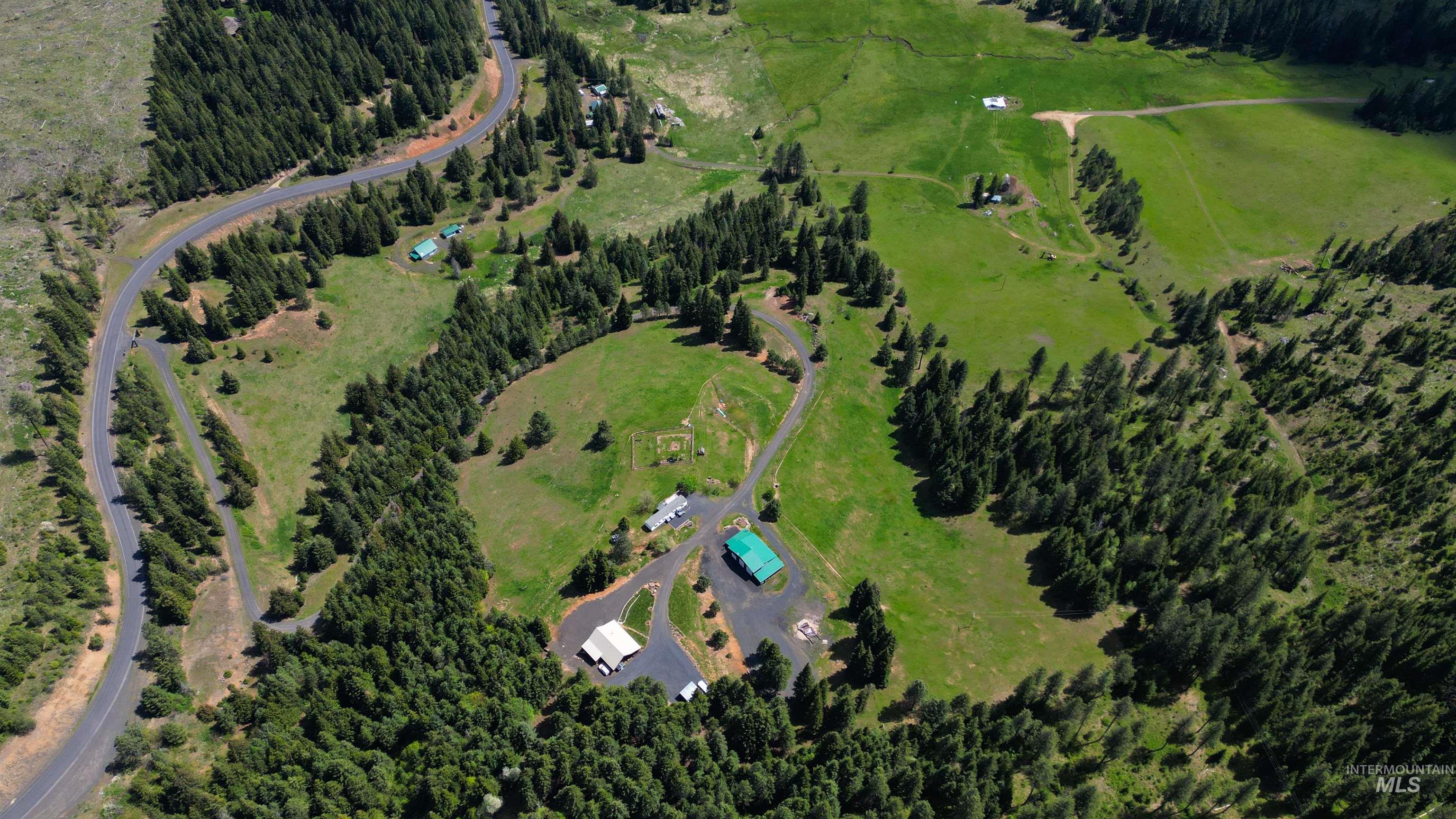 1330 Glennwood Rd, Kamiah, Idaho 83536, 3 Bedrooms, 3 Bathrooms, Residential For Sale, Price $925,000,MLS 98985643
