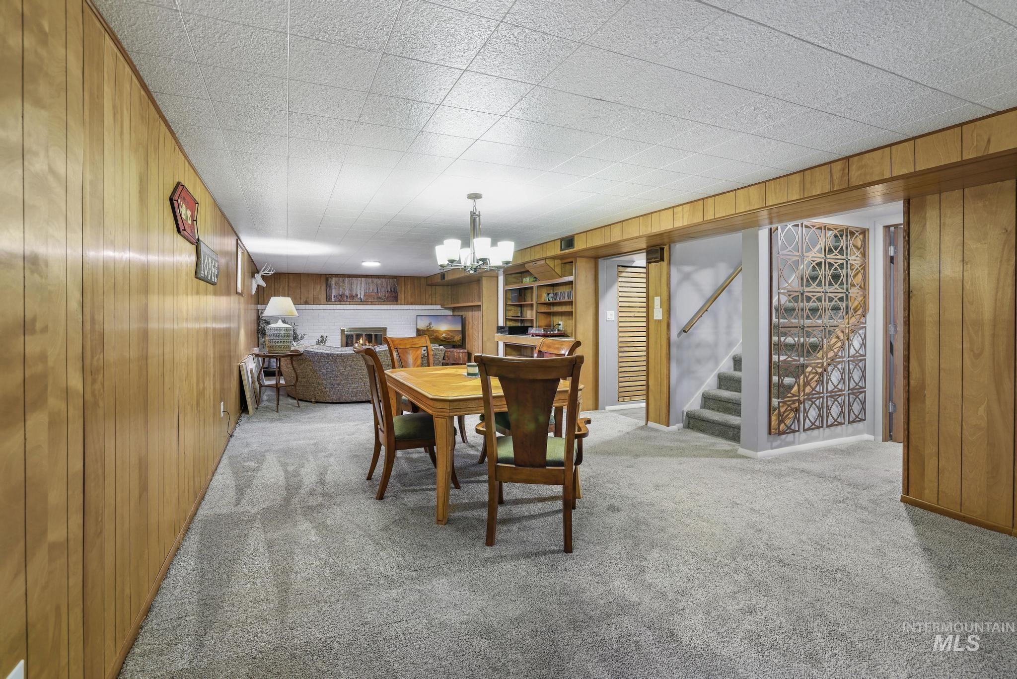 539 Rim View Drive, Twin Falls, Idaho 83301, 5 Bedrooms, 3 Bathrooms, Residential For Sale, Price $579,900,MLS 98985644
