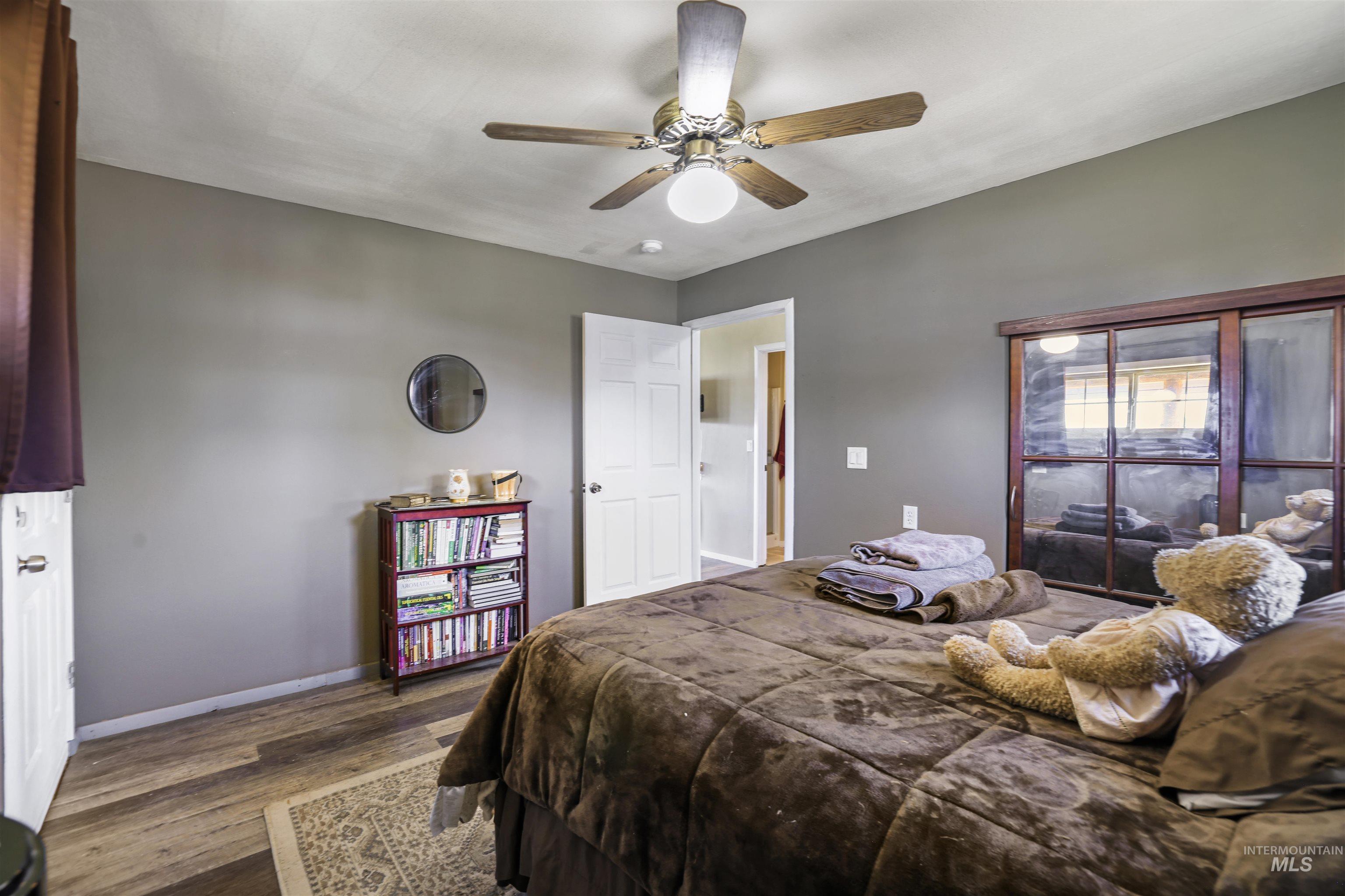 70 E Prairie Road, Prairie, Idaho 83647, 2 Bedrooms, 1 Bathroom, Residential For Sale, Price $276,000, 98985647