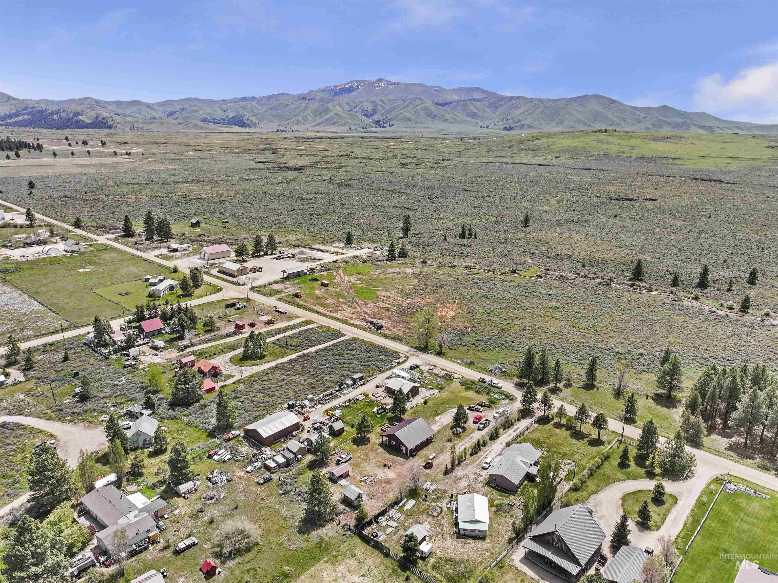 70 E Prairie Road, Prairie, Idaho 83647-8431, 2 Bedrooms, 1 Bathroom, Residential For Sale, Price $285,000, 98985647