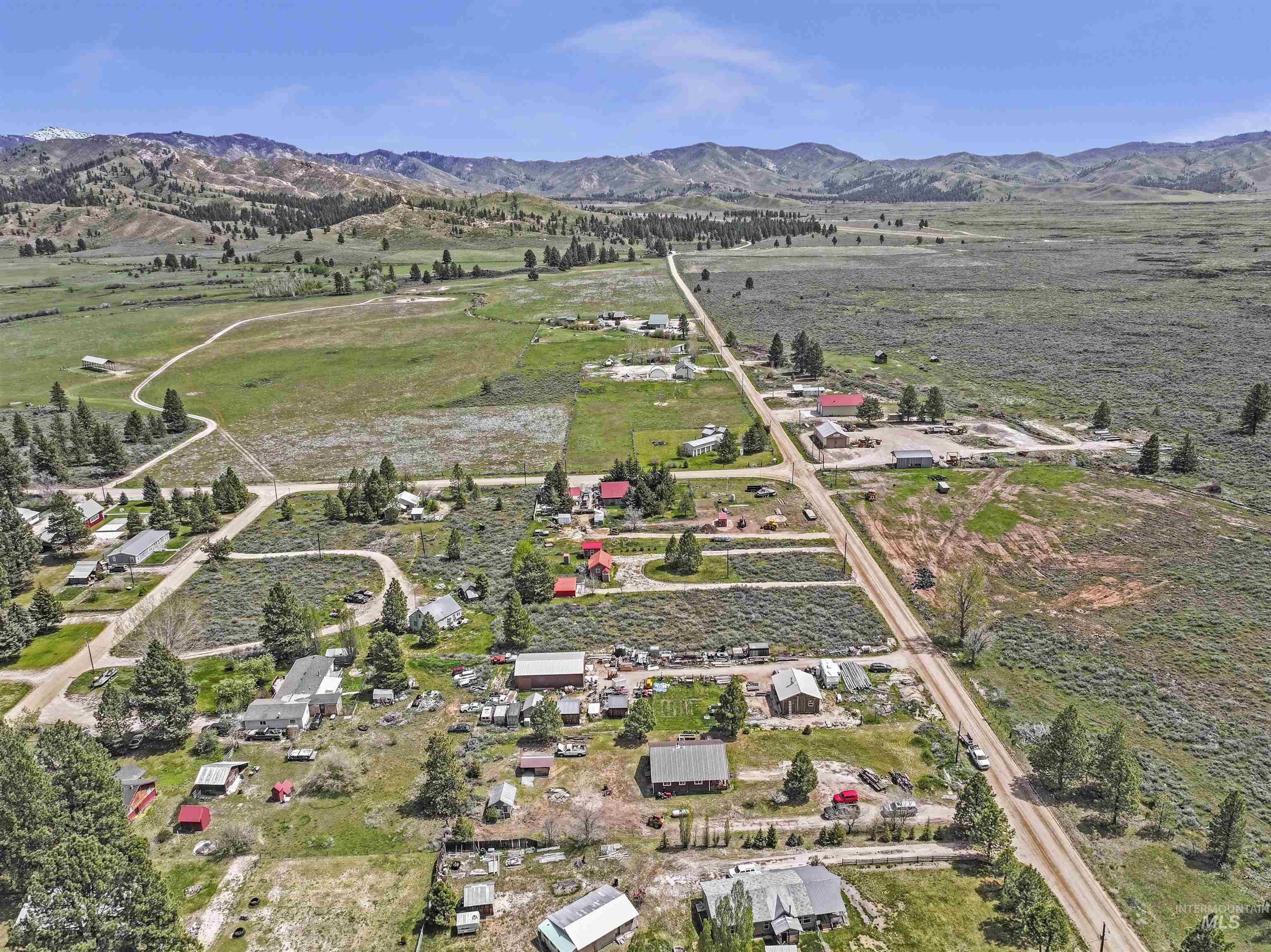 70 E Prairie Road, Prairie, Idaho 83647-8431, 2 Bedrooms, 1 Bathroom, Residential For Sale, Price $285,000, 98985647