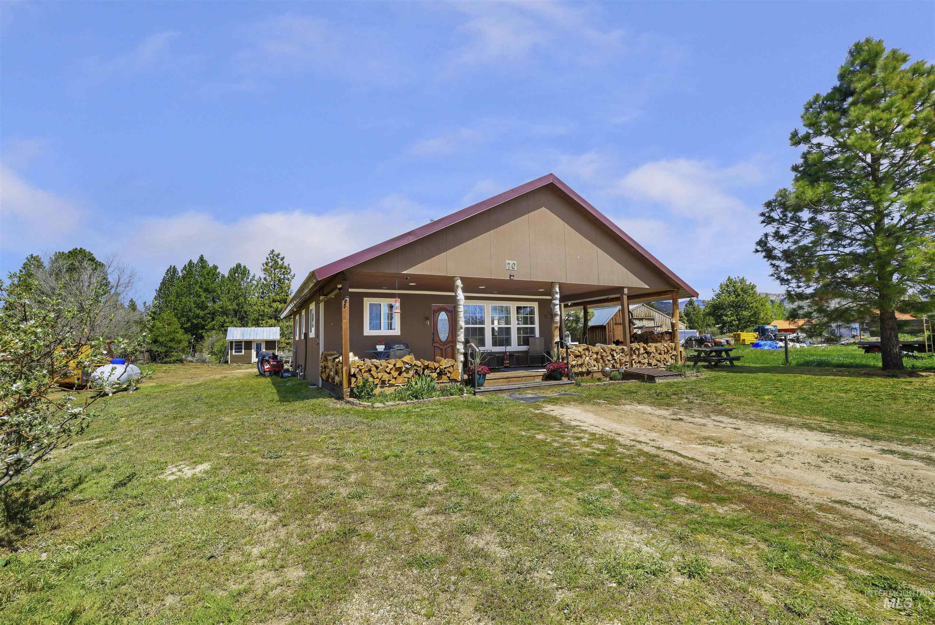 70 E Prairie Road, Prairie, Idaho 83647, 2 Bedrooms, 1 Bathroom, Residential For Sale, Price $276,000, 98985647