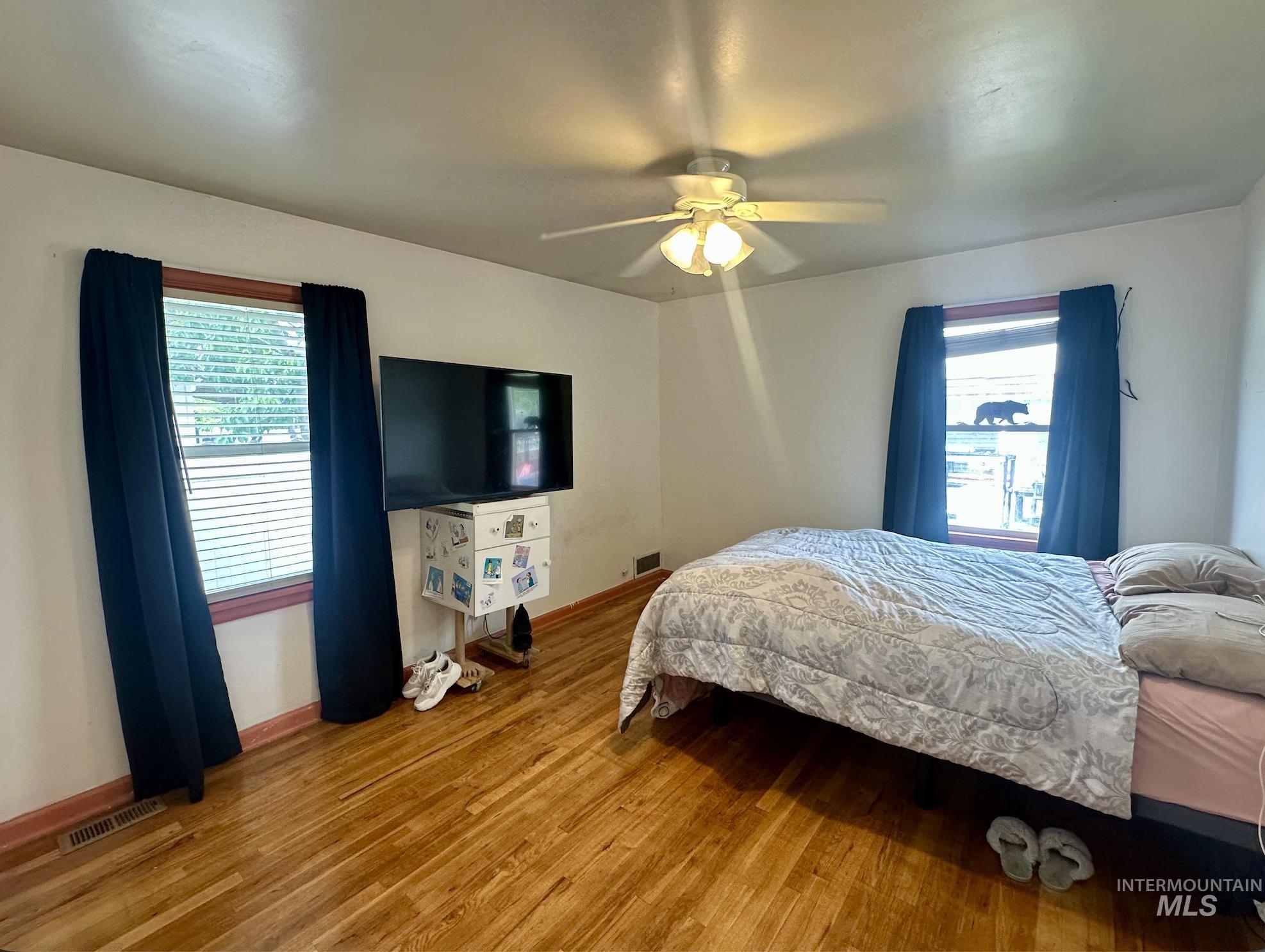 354 W Galloway, Weiser, Idaho 83672, 3 Bedrooms, 2 Bathrooms, Residential For Sale, Price $395,000,MLS 98985648
