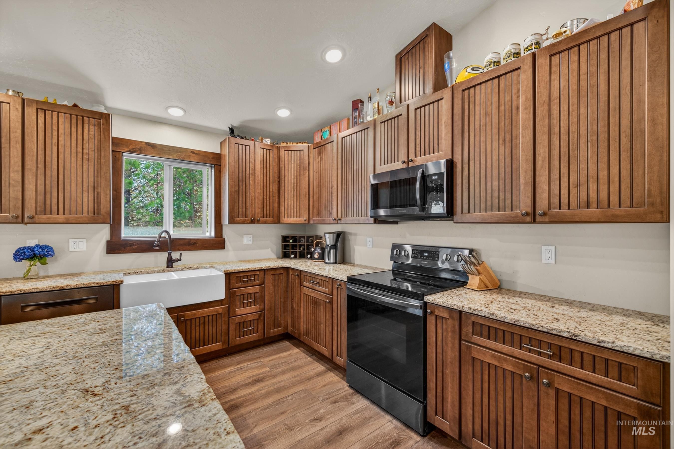 13388 Norwood, McCall, Idaho 83638, 4 Bedrooms, 2 Bathrooms, Residential For Sale, Price $799,000,MLS 98985649