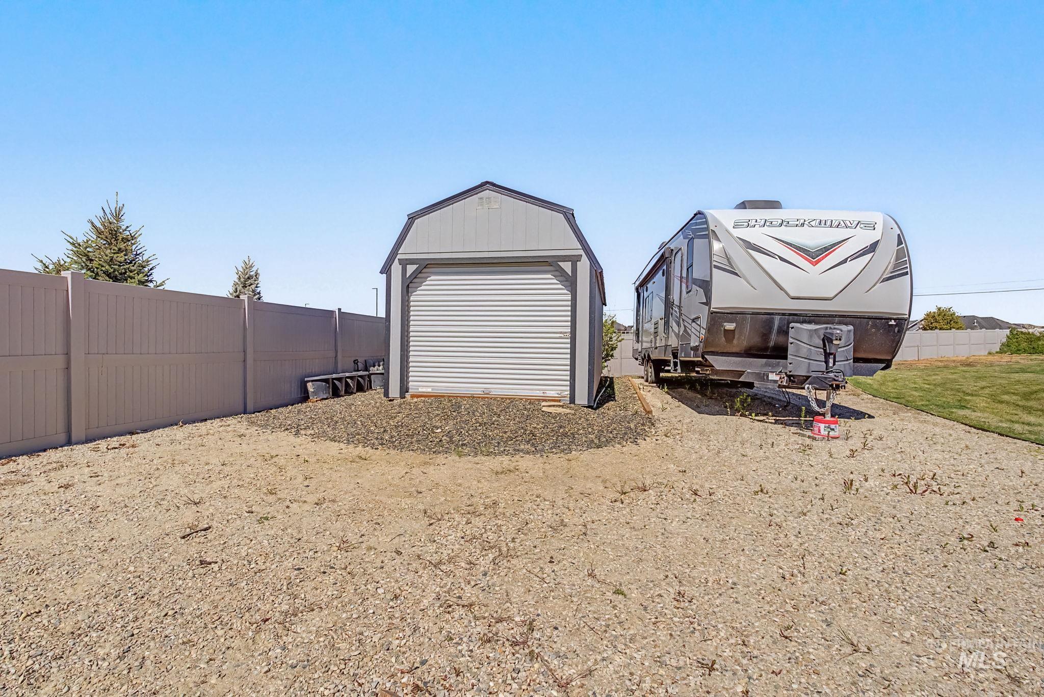 6521 S Pemberley Way, Meridian, Idaho 83642, 5 Bedrooms, 4.5 Bathrooms, Residential For Sale, Price $2,399,000, 98985651