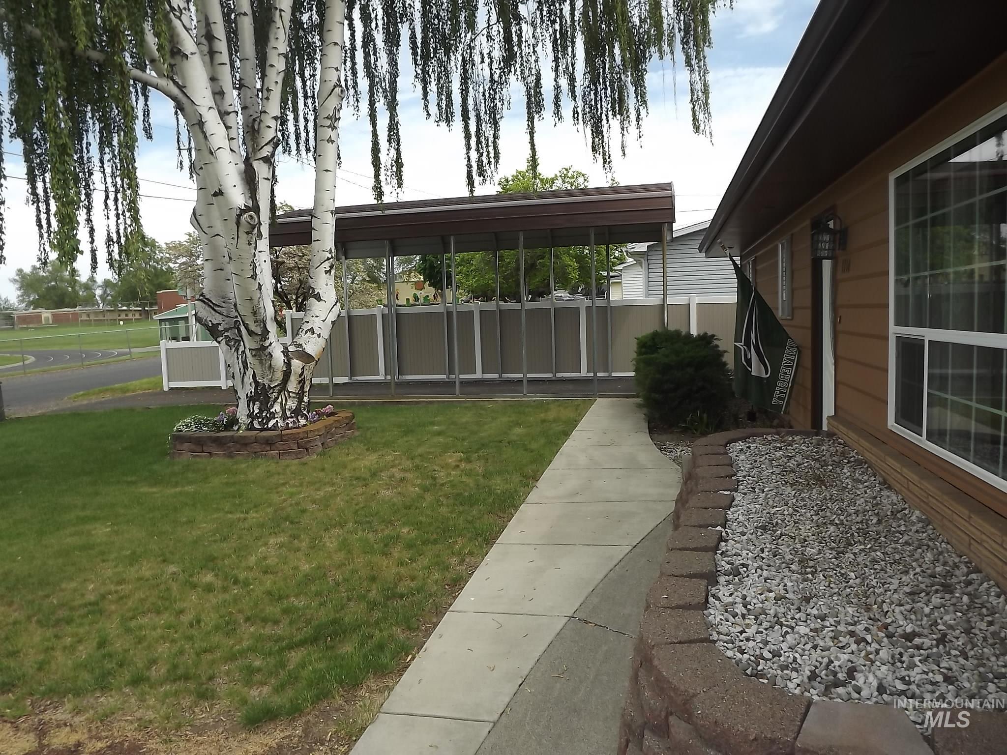 1114 Alder Avenue, Lewiston, Idaho 83501, 4 Bedrooms, 2 Bathrooms, Residential For Sale, Price $374,900,MLS 98985652