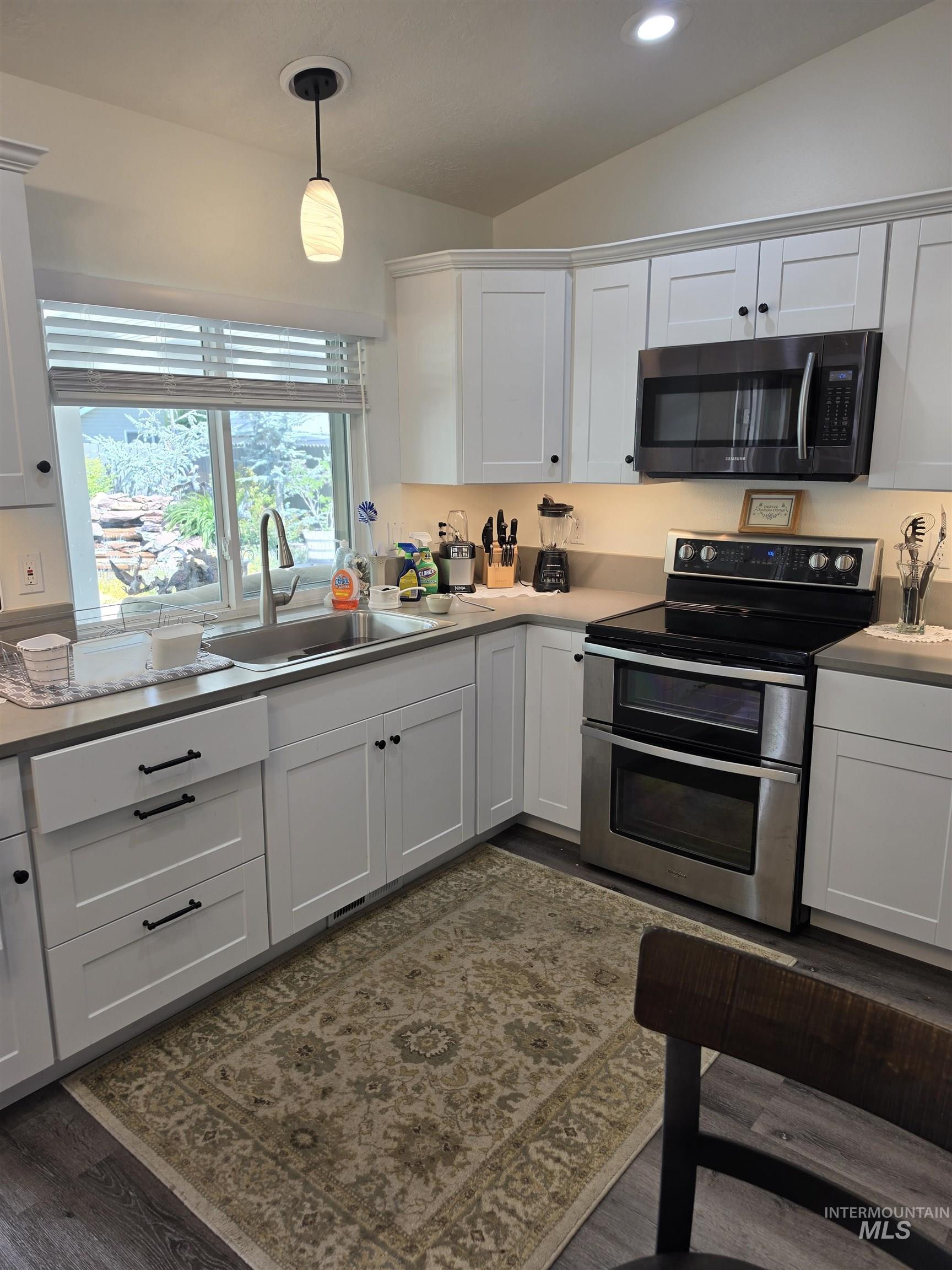 1418 E Sothesby Street, Meridian, Idaho 83642, 2 Bedrooms, 2 Bathrooms, Residential For Sale, Price $450,000,MLS 98985653