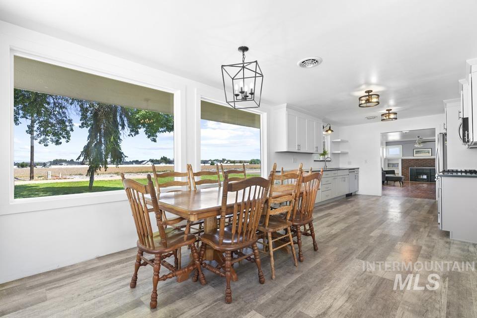 2091 SE 6TH, Fruitland, Idaho 83619, 3 Bedrooms, 2.5 Bathrooms, Residential For Sale, Price $859,000,MLS 98985654