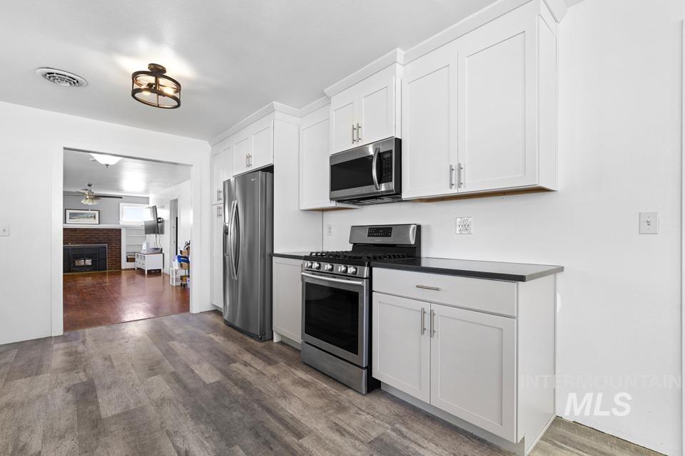 2091 SE 6TH, Fruitland, Idaho 83619, 3 Bedrooms, 2.5 Bathrooms, Residential For Sale, Price $859,000,MLS 98985654