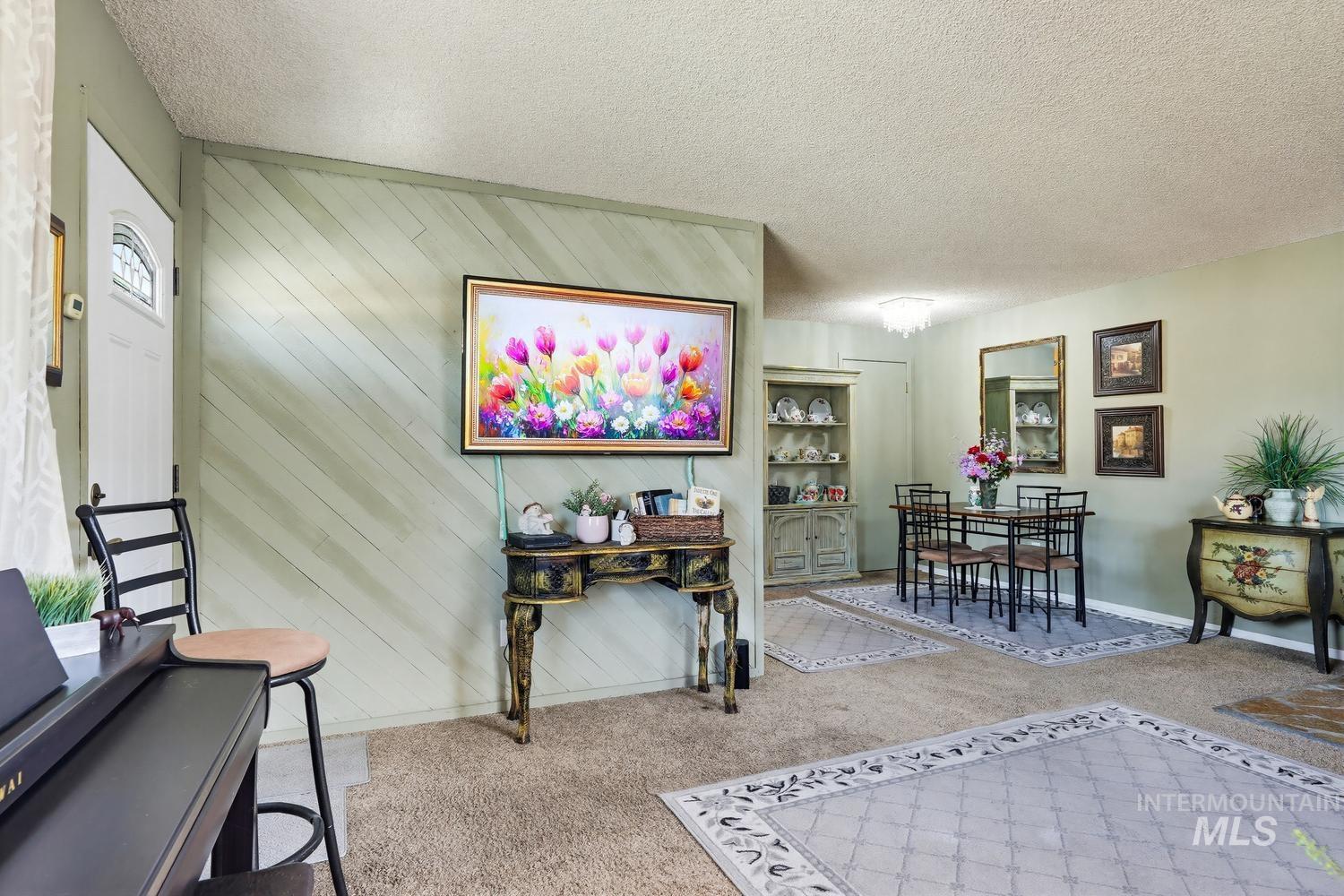 1129 S Hilton St, Boise, Idaho 83705, 2 Bedrooms, 1 Bathroom, Residential For Sale, Price $269,900,MLS 98985655