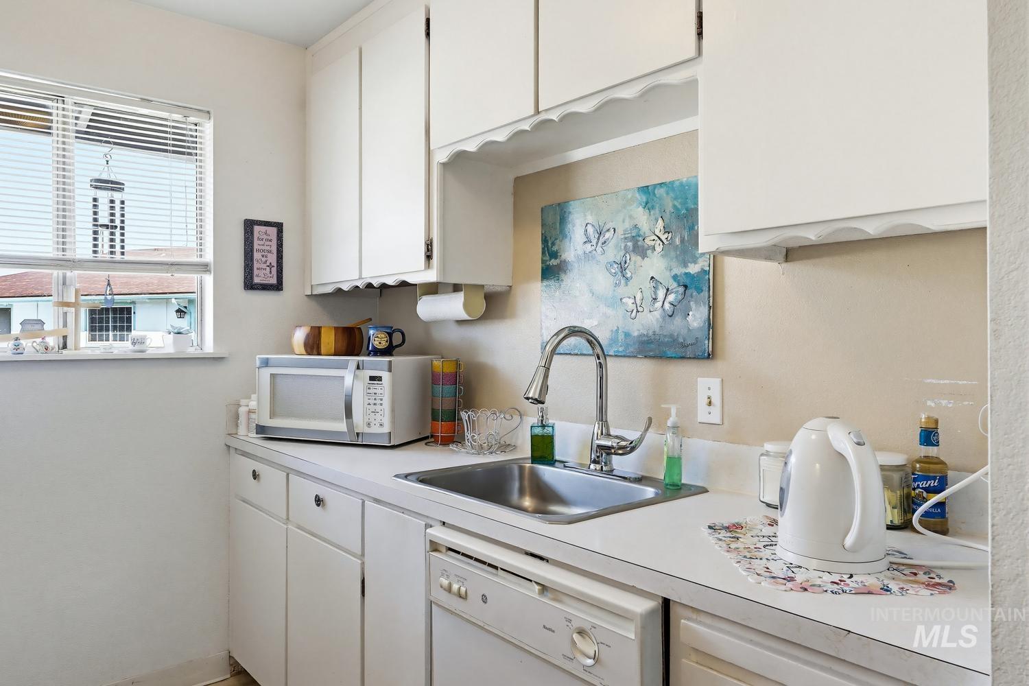 1129 S Hilton St, Boise, Idaho 83705, 2 Bedrooms, 1 Bathroom, Residential For Sale, Price $269,900,MLS 98985655