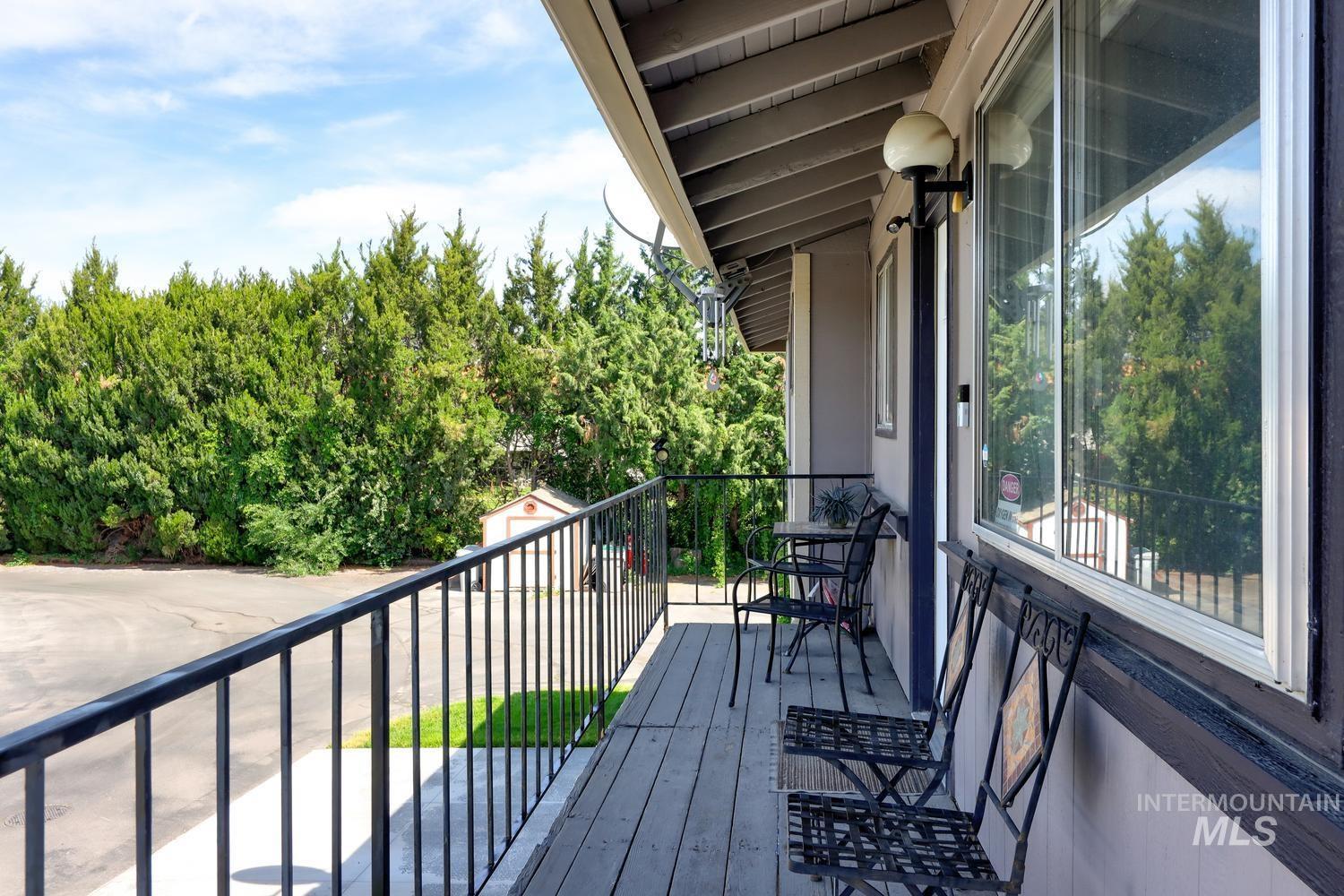1129 S Hilton St, Boise, Idaho 83705, 2 Bedrooms, 1 Bathroom, Residential For Sale, Price $269,900,MLS 98985655