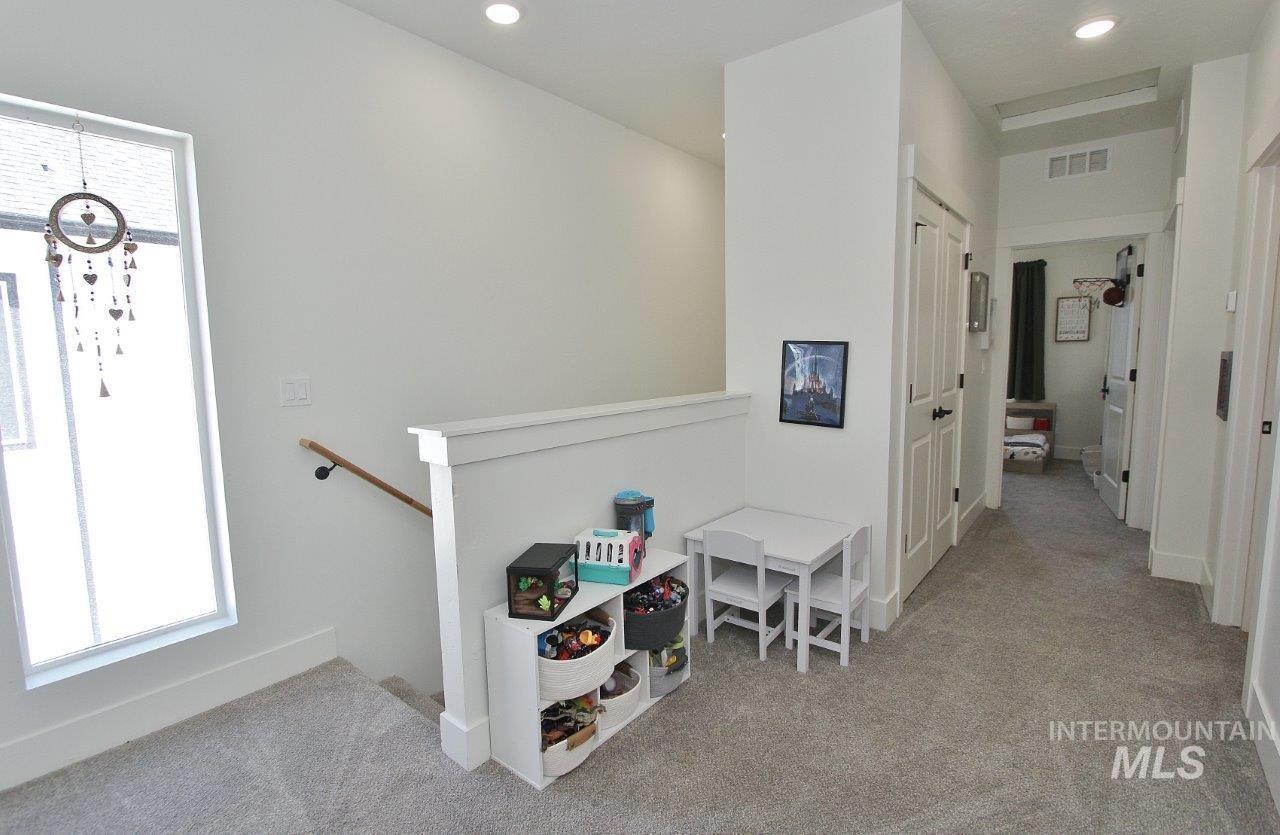107 N Trifecta Lane, Nampa, Idaho 83651, 3 Bedrooms, 3 Bathrooms, Residential For Sale, Price $350,000,MLS 98985656
