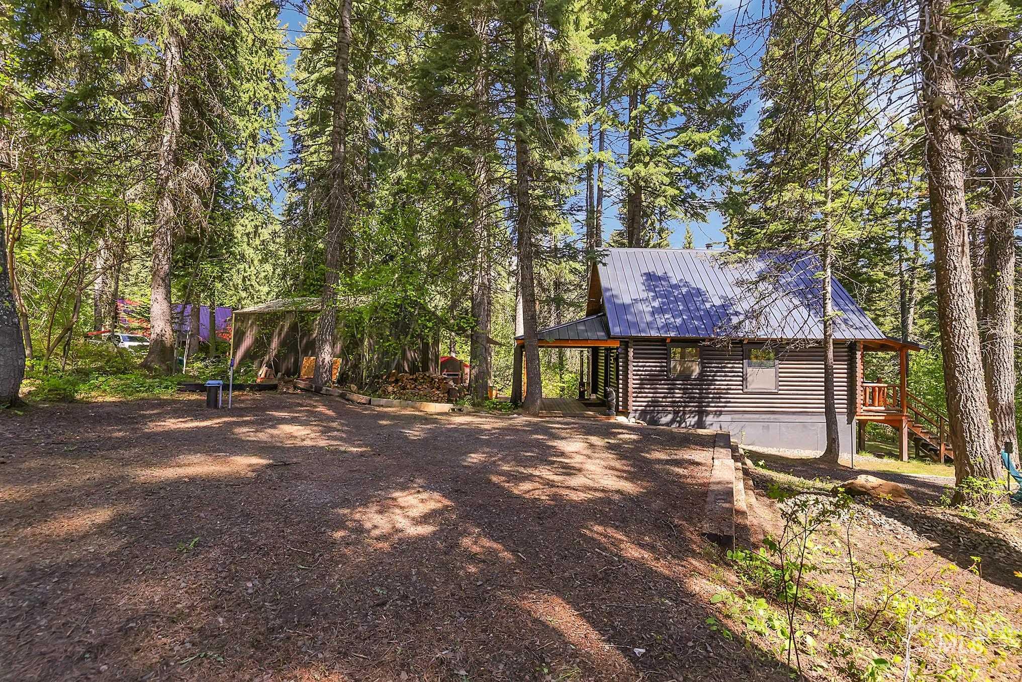 1221 Fox Rd., Cascade, Idaho 83611, 2 Bedrooms, 1 Bathroom, Residential For Sale, Price $399,900,MLS 98985660