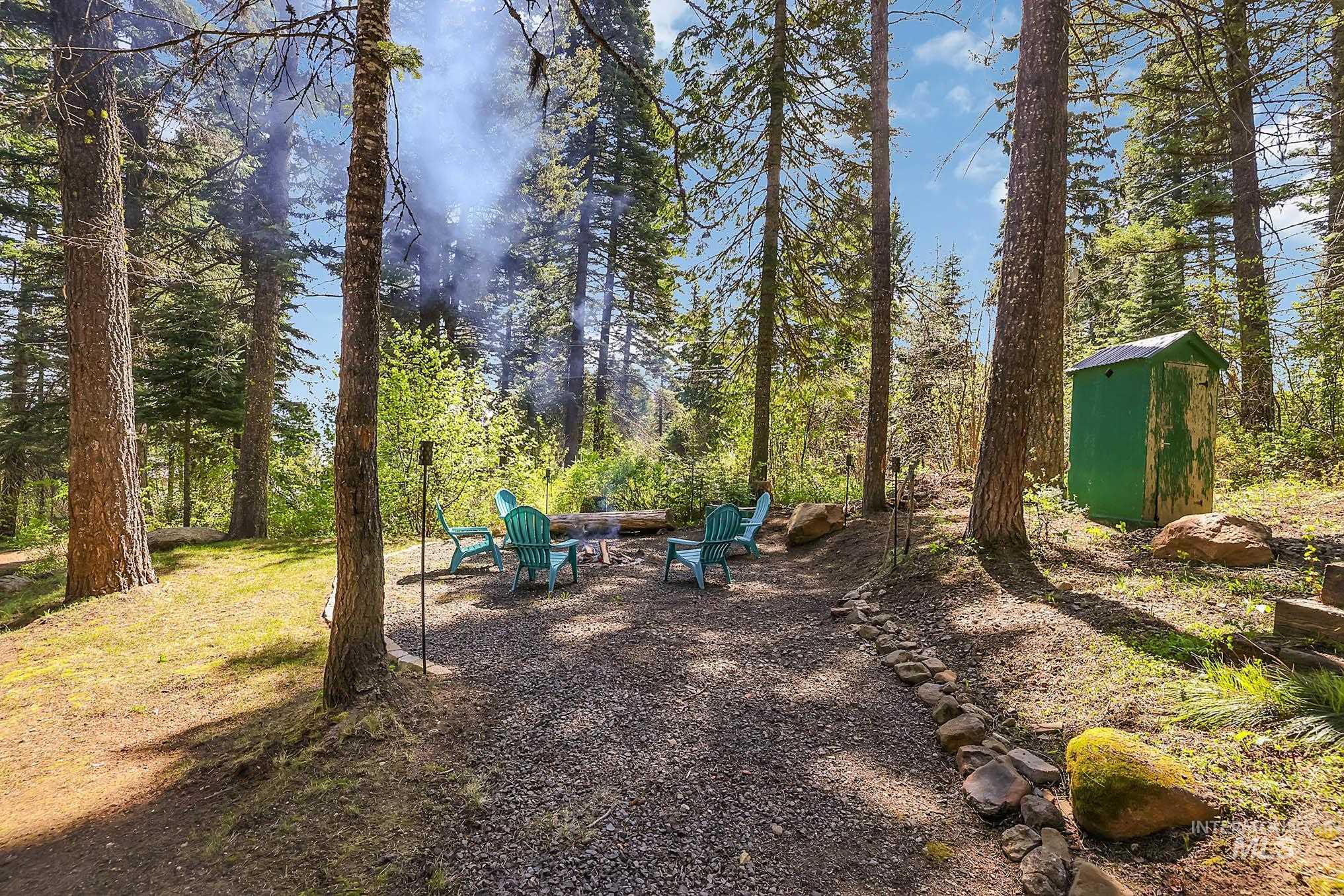 1221 Fox Rd., Cascade, Idaho 83611, 2 Bedrooms, 1 Bathroom, Residential For Sale, Price $399,900,MLS 98985660
