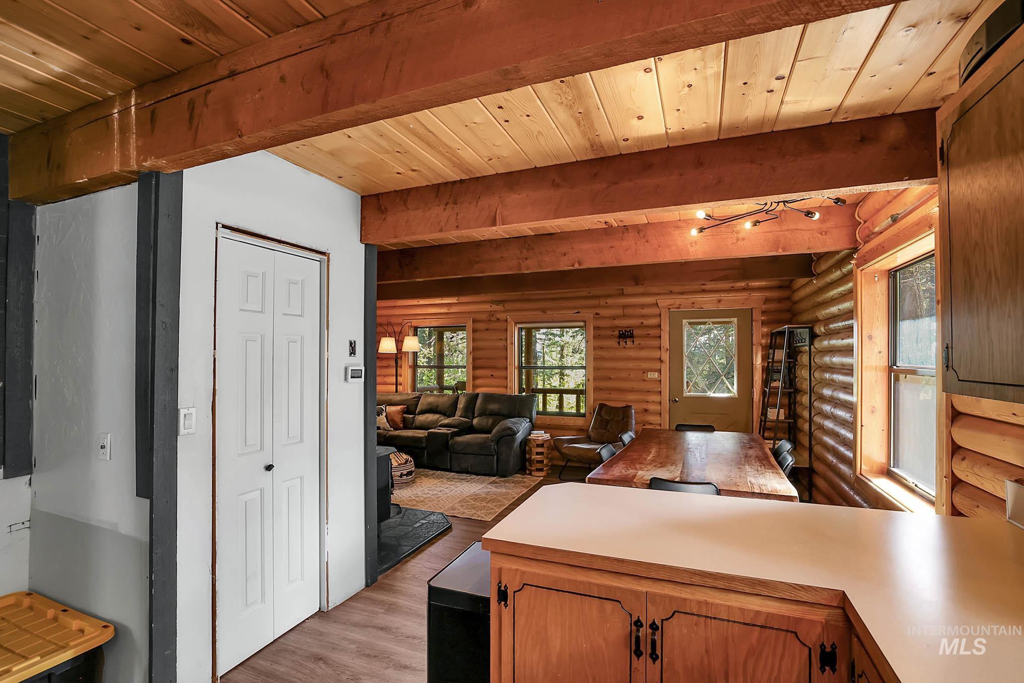 1221 Fox Rd., Cascade, Idaho 83611, 2 Bedrooms, 1 Bathroom, Residential For Sale, Price $399,900,MLS 98985660